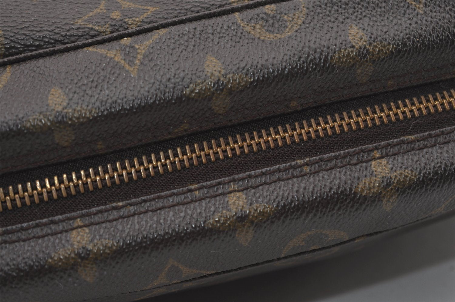 Auth Louis Vuitton Monogram Trousse Toilette 28 Clutch Bag M47522 Junk 2474J