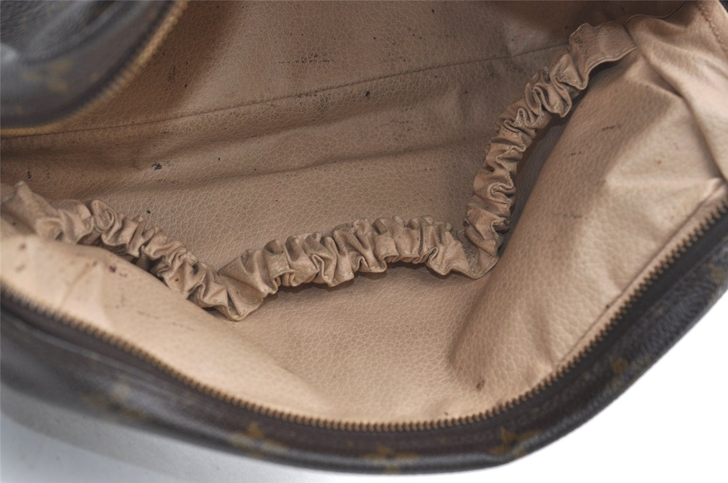 Auth Louis Vuitton Monogram Trousse Toilette 28 Clutch Bag M47522 Junk 2474J