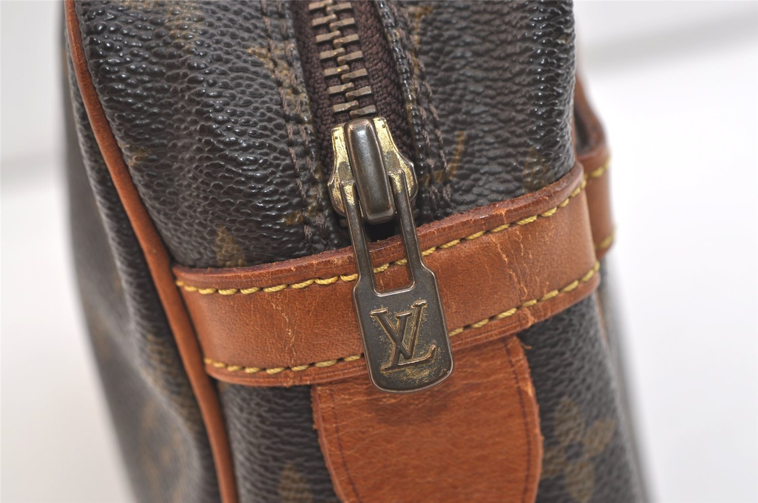 Authentic Louis Vuitton Monogram Compiegne 28 Clutch Hand Bag M51845 LV 2475K