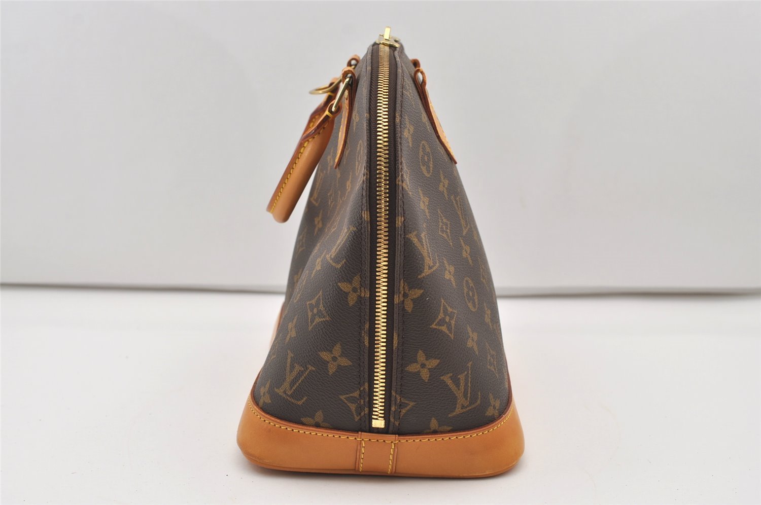 Authentic Louis Vuitton Monogram Alma Hand Bag Purse M51130 LV Junk 2478J