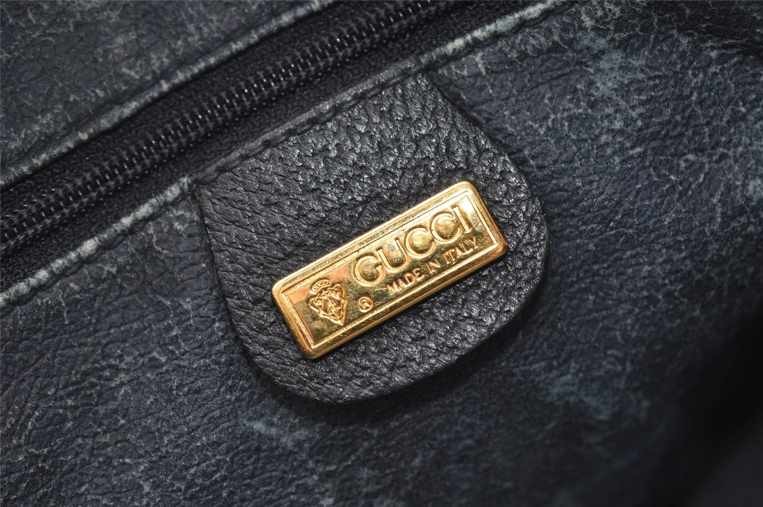 Authentic GUCCI Shoulder Cross Body Bag GG PVC Leather Navy Blue Junk 2488I