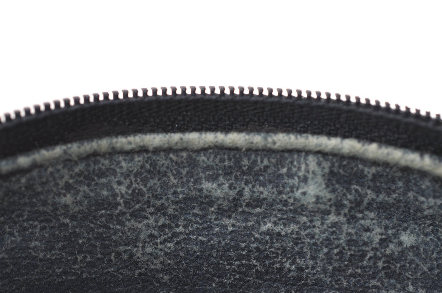 Authentic GUCCI Shoulder Cross Body Bag GG PVC Leather Navy Blue Junk 2488I