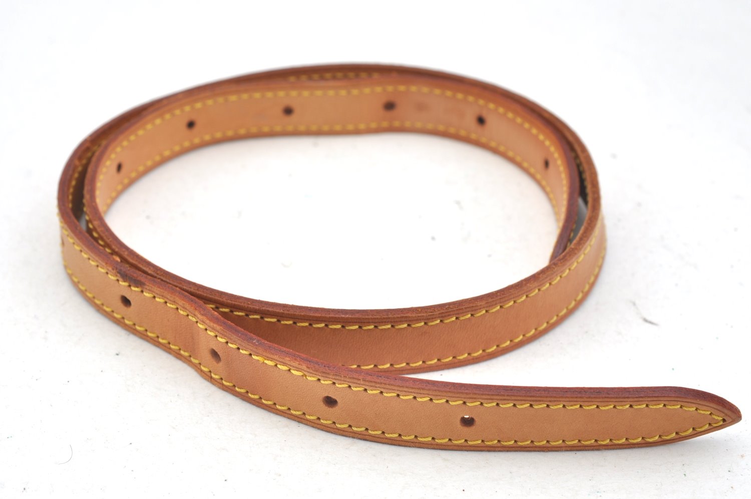 Authentic Louis Vuitton Leather Shoulder Strap For Bucket GM 31.9