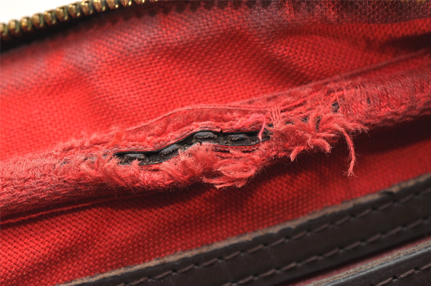 Authentic Louis Vuitton Damier Rivington PM Shoulder Bag N41157 LV 2490K