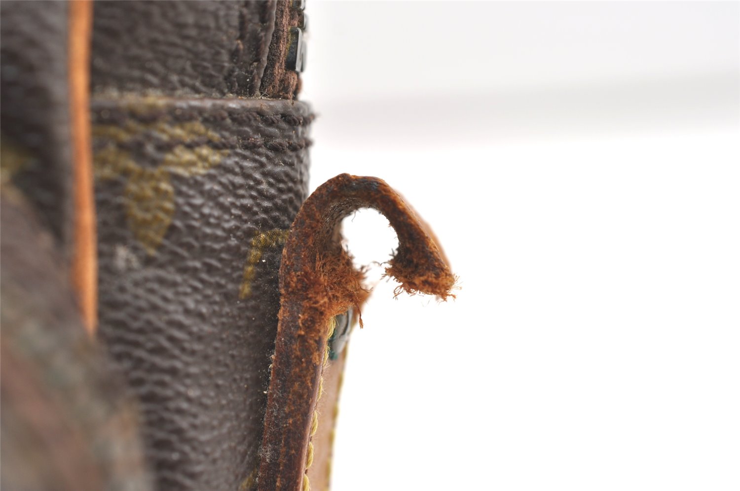 Authentic Louis Vuitton Monogram Amazone Shoulder Cross Bag M45236 LV Junk 2499K