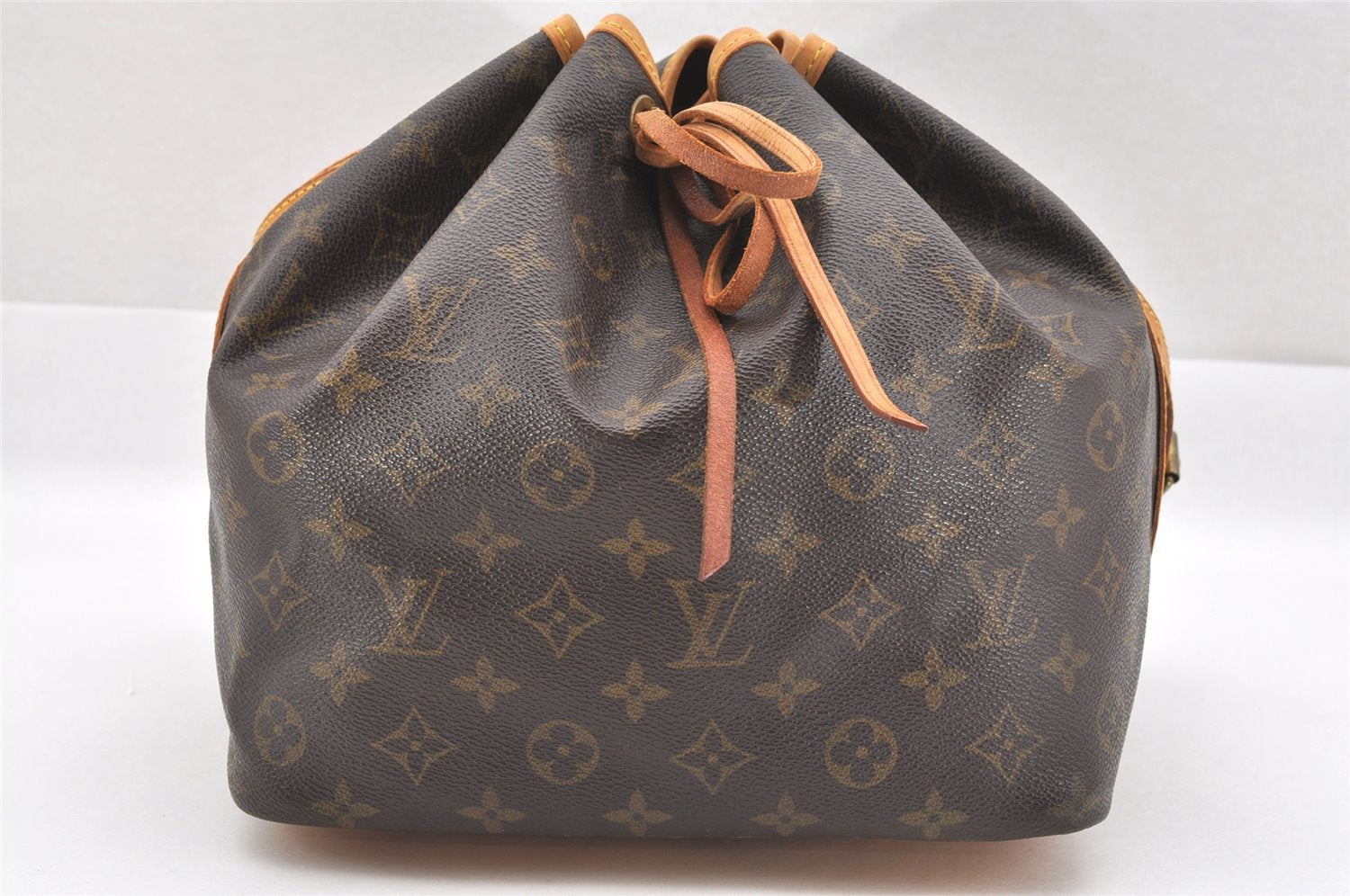 Authentic Louis Vuitton Monogram Petit Noe M42226 Shoulder Drawstring Bag 2501J