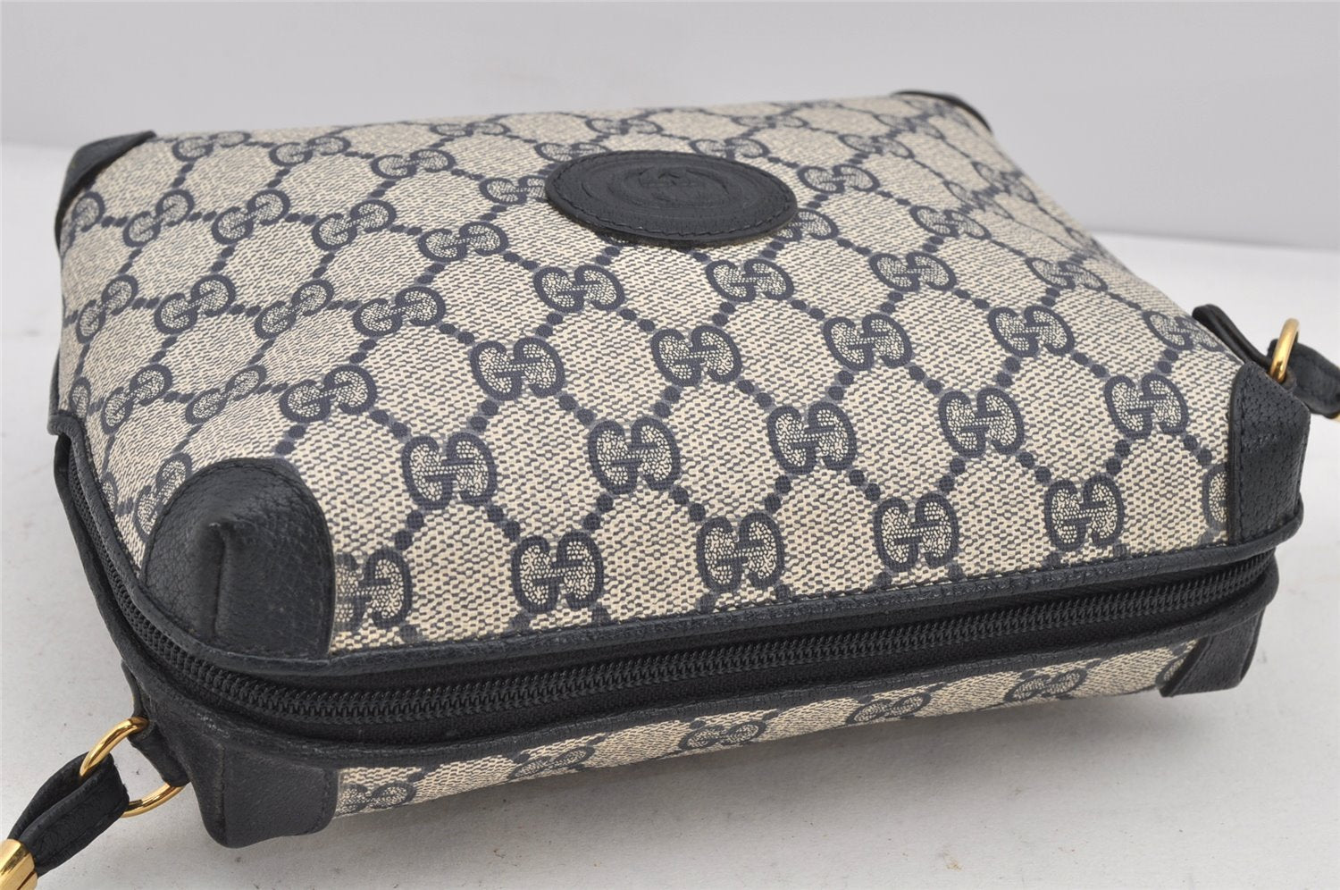 Authentic GUCCI Shoulder Cross Body Bag Purse GG PVC Leather Navy Blue 2503K