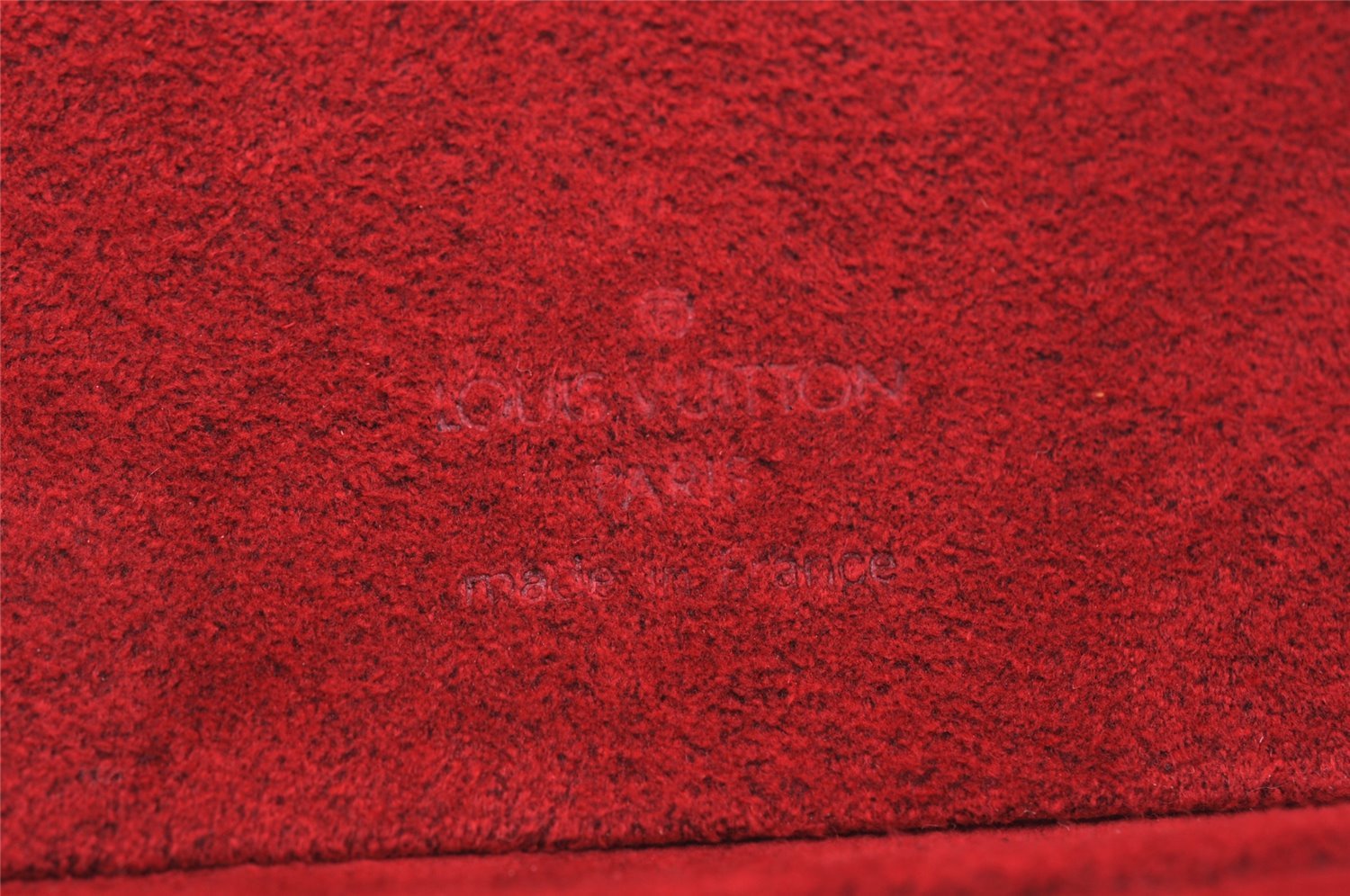 Authentic Louis Vuitton Epi Cannes Red Cosmetic Hand Bag Purse M48037 LV 2504I