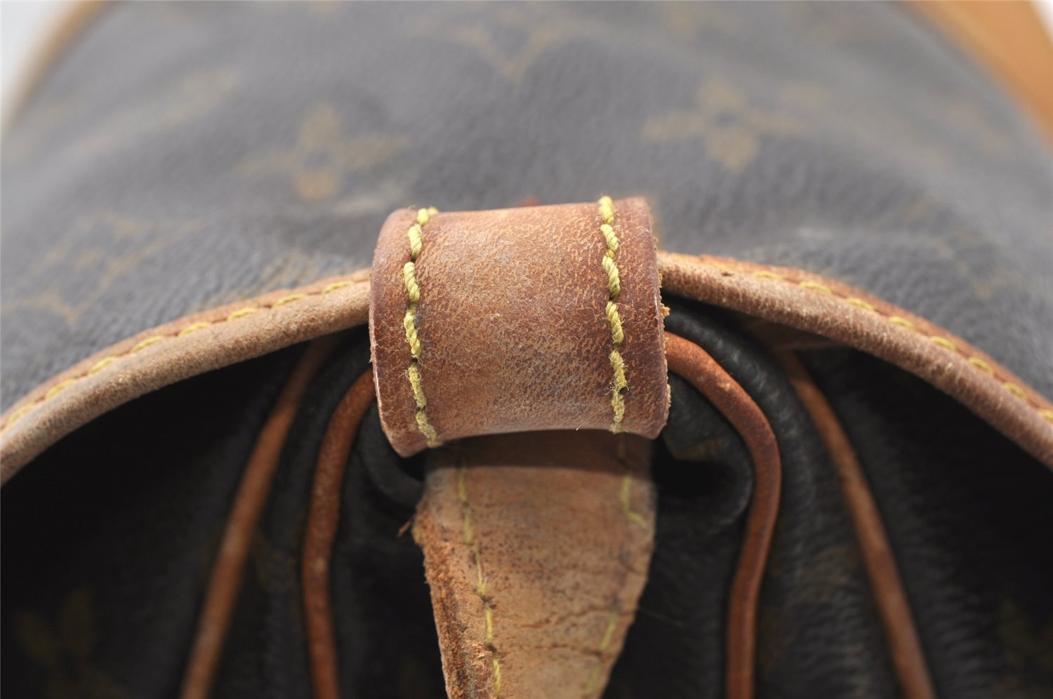 Authentic Louis Vuitton Monogram Saumur 30 Shoulder Cross Bag M42256 LV 2505J