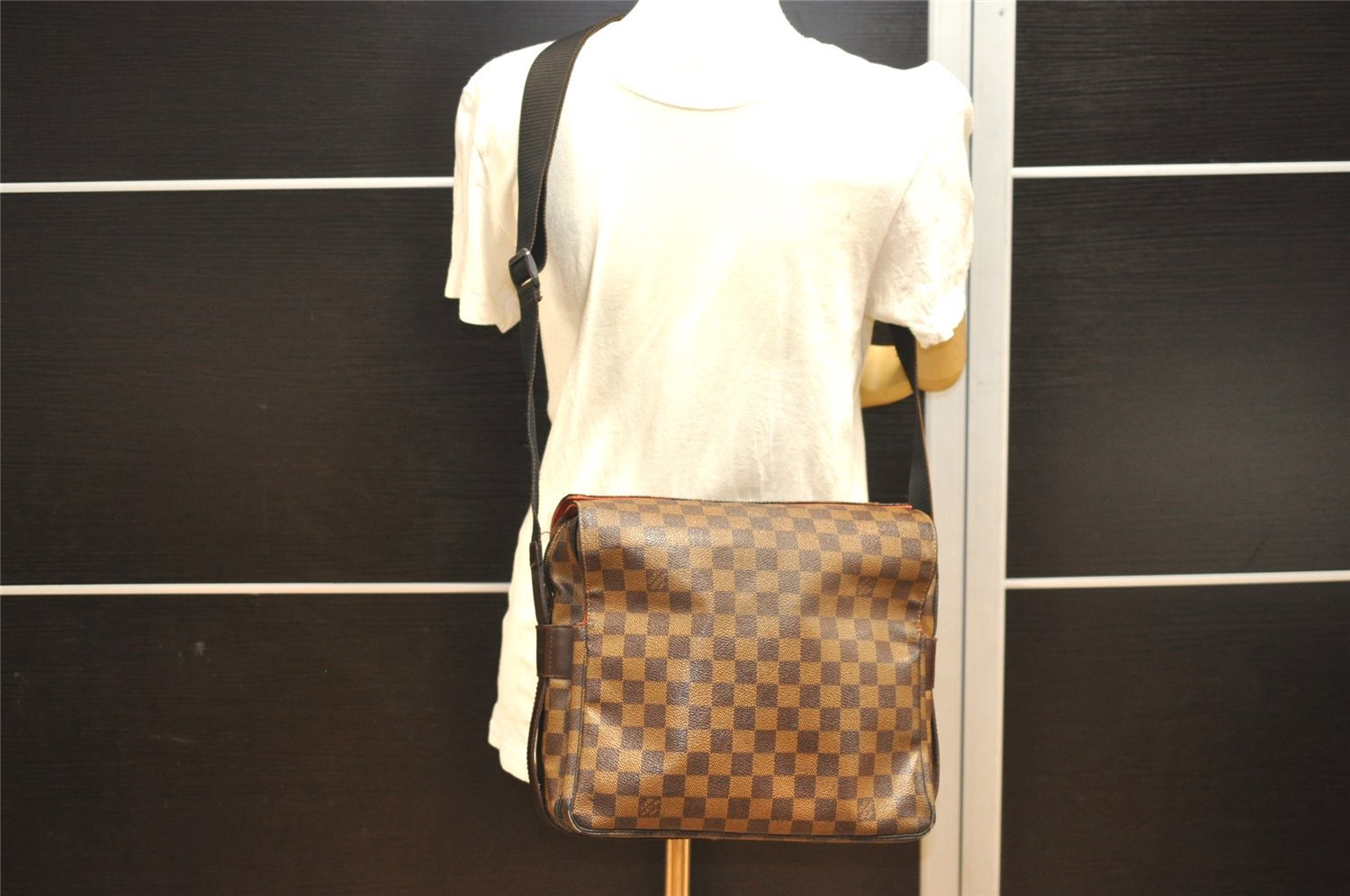 Authentic Louis Vuitton Damier Naviglio Shoulder Cross Body Bag N45255 LV 2511I