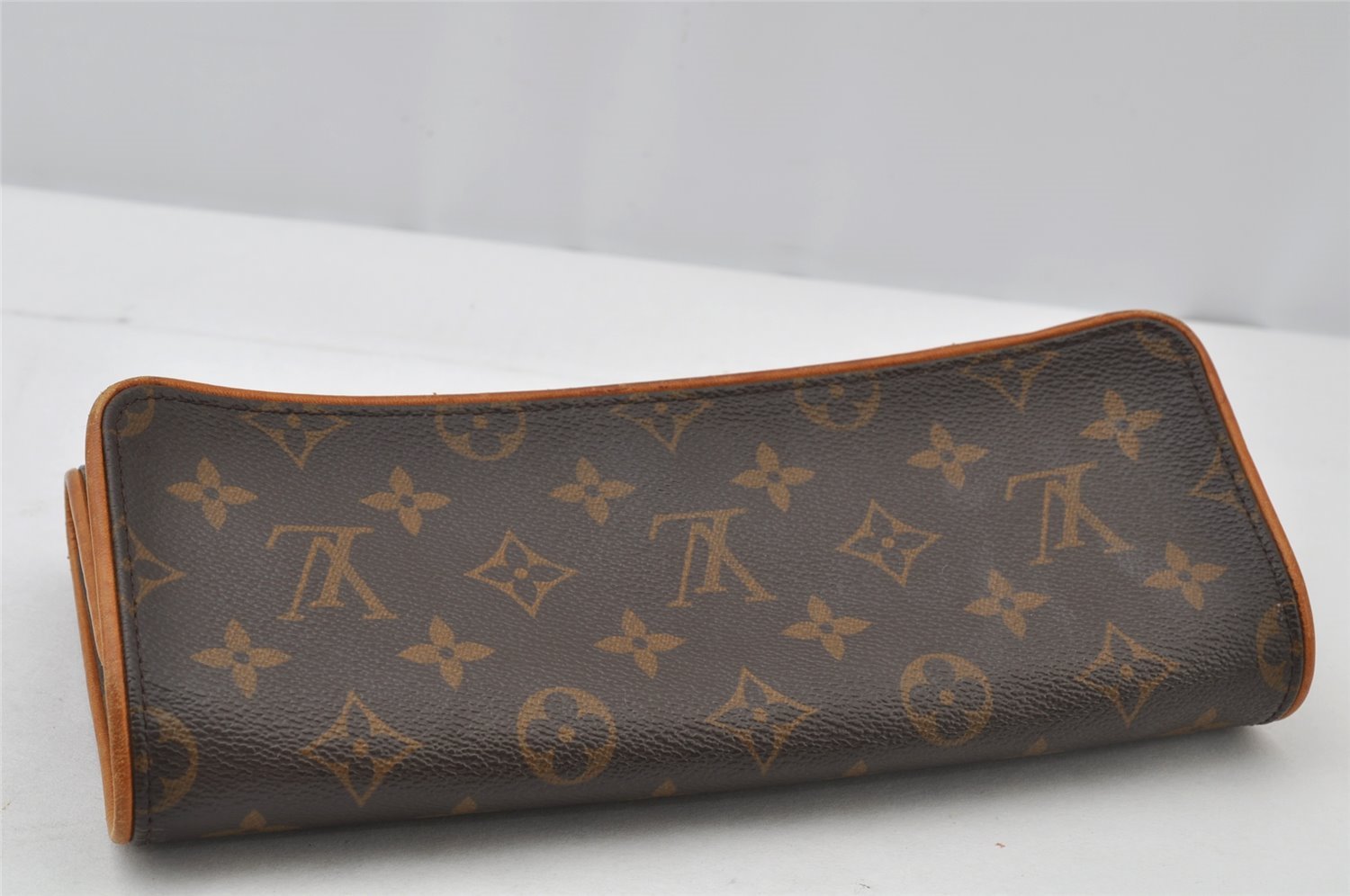Authentic Louis Vuitton Monogram Pochette Twin GM Shoulder Bag M51852 LV 2512J