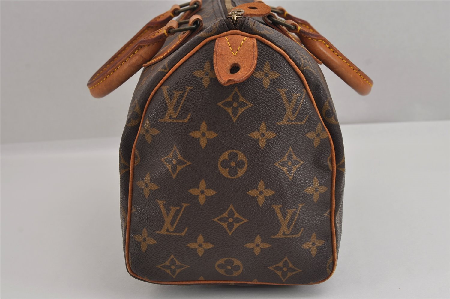 Authentic Louis Vuitton Monogram Speedy 25 Boston Hand Bag M41528 LV 2513J