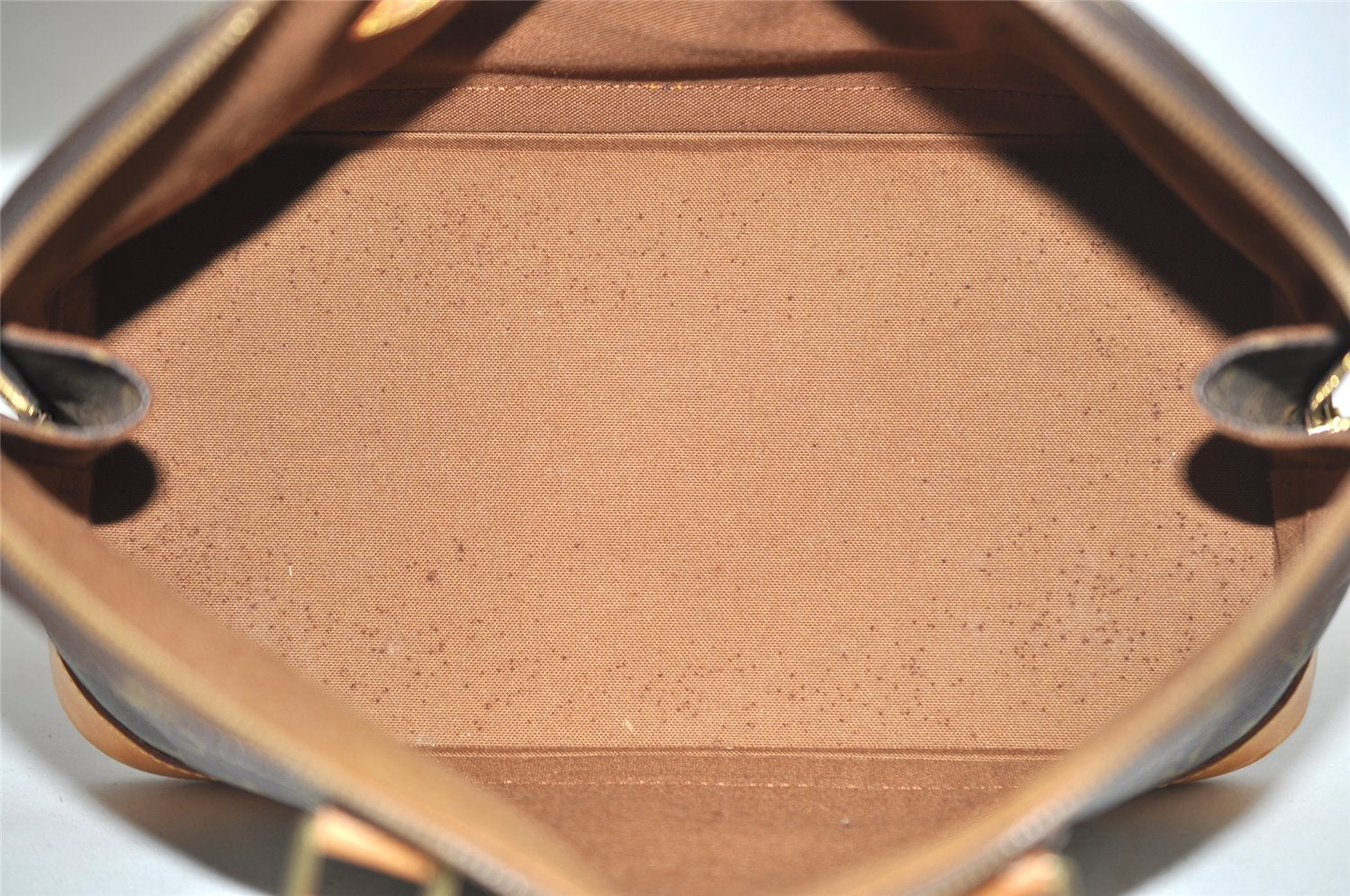 Authentic Louis Vuitton Monogram Alma Hand Bag Purse M51130 LV 2515J