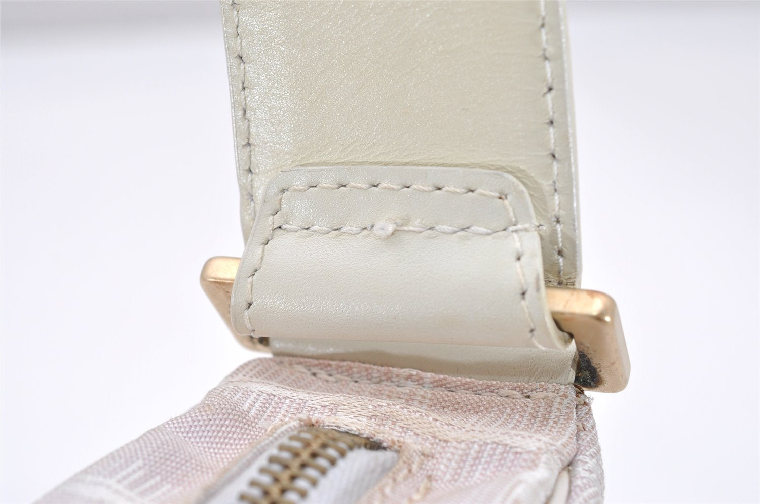 Authentic CHANEL Vintage New Travel Line Shoulder Hand Bag Purse Pink 2515K