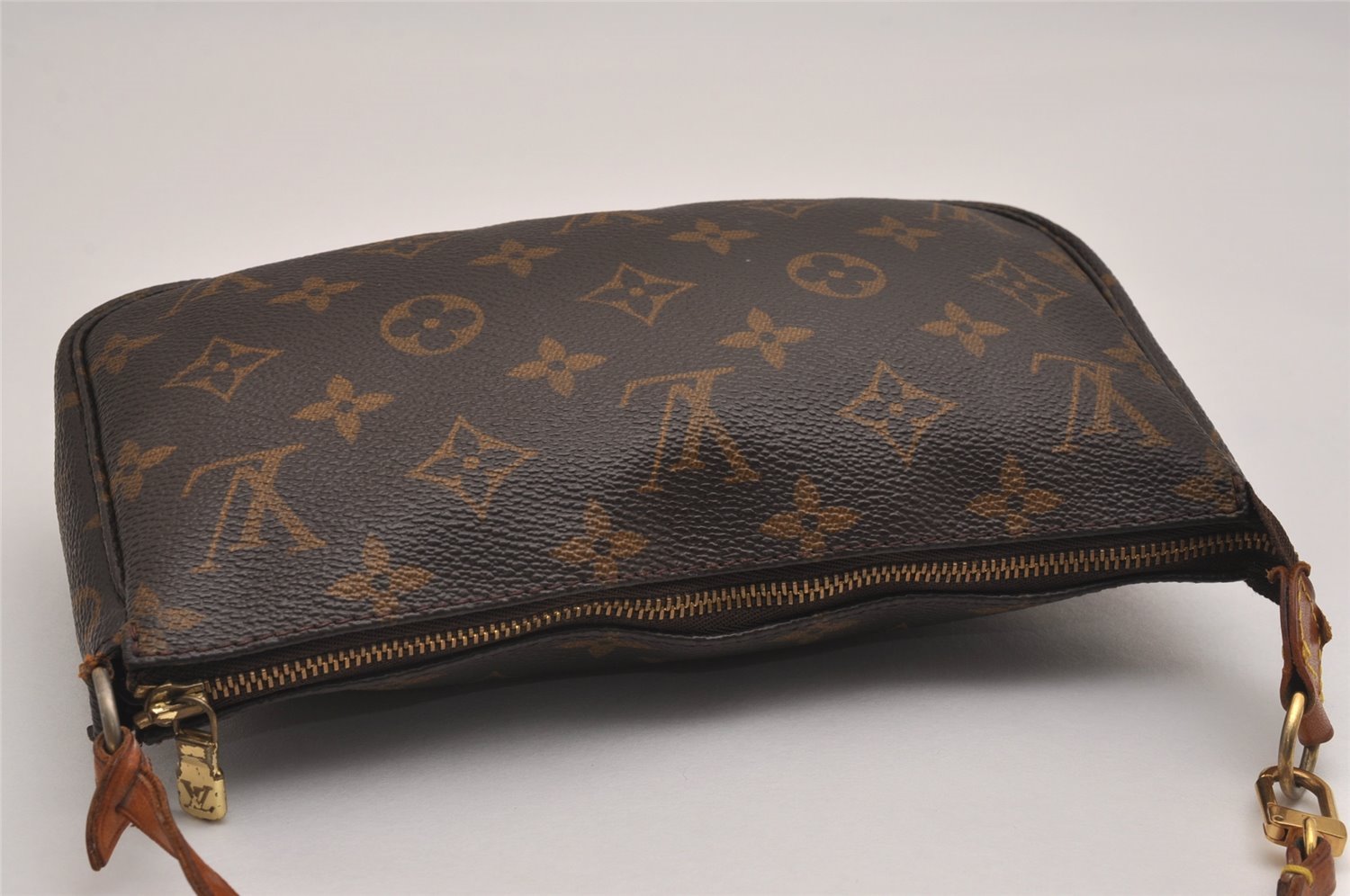 Authentic Louis Vuitton Monogram Pochette Accessoires Pouch M51980 LV 2516J