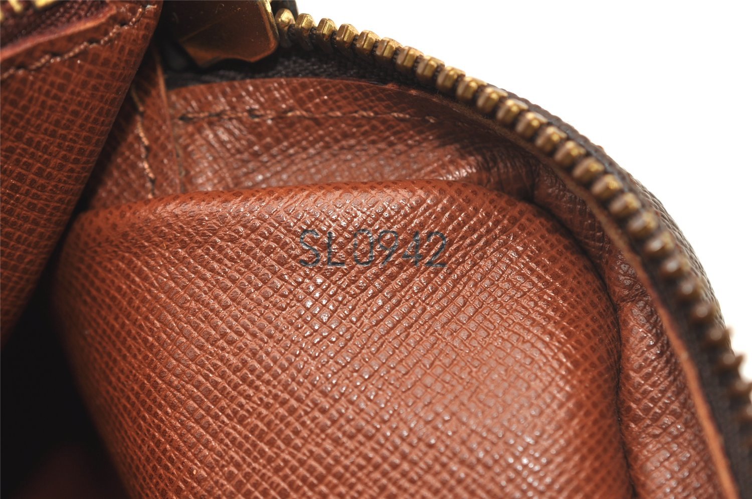 Authentic Louis Vuitton Monogram Marly Dragonne GM M51825 Clutch Hand Bag 2517J