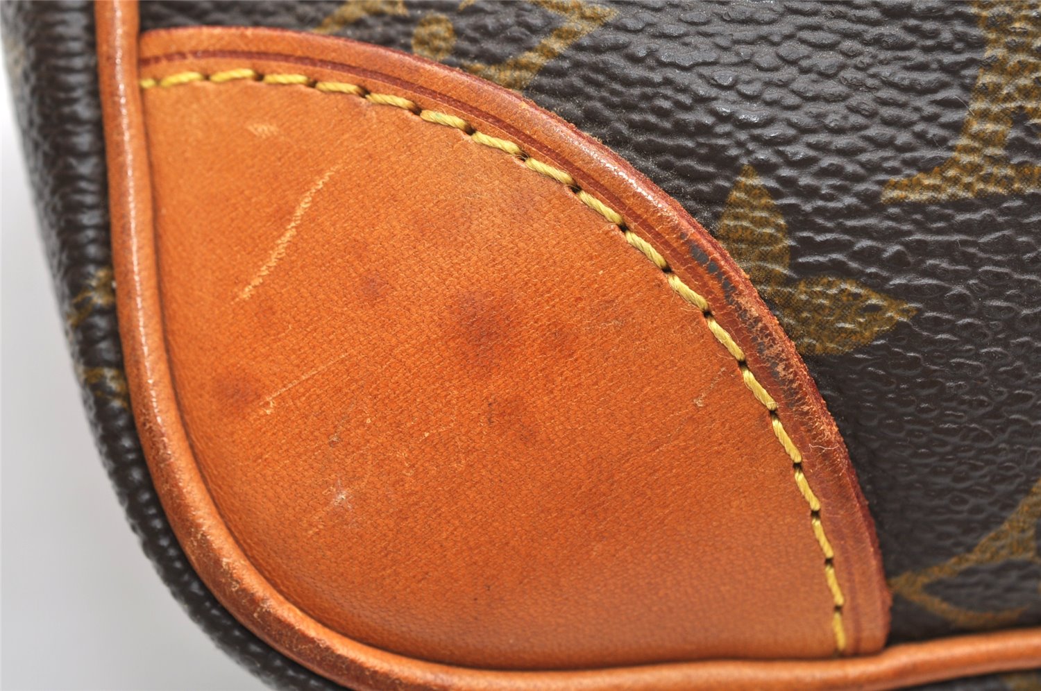 Authentic Louis Vuitton Monogram Compiegne 28 Clutch Hand Bag M51845 LV 2520K