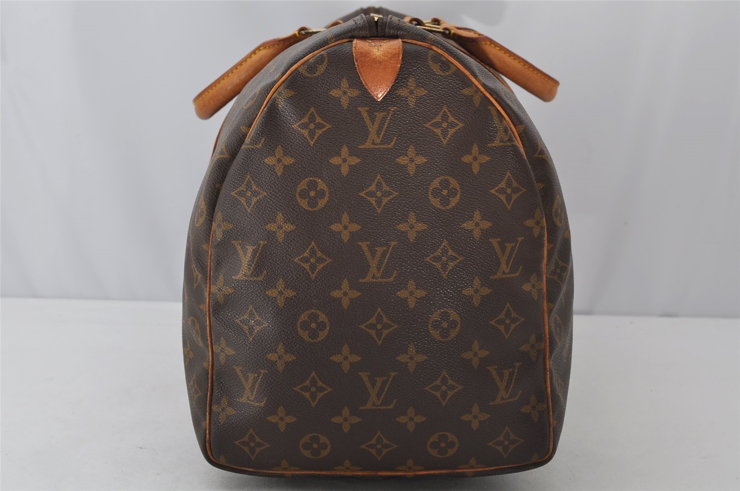 Authentic Louis Vuitton Monogram Keepall 50 Travel Boston Bag M41426 LV 2521J