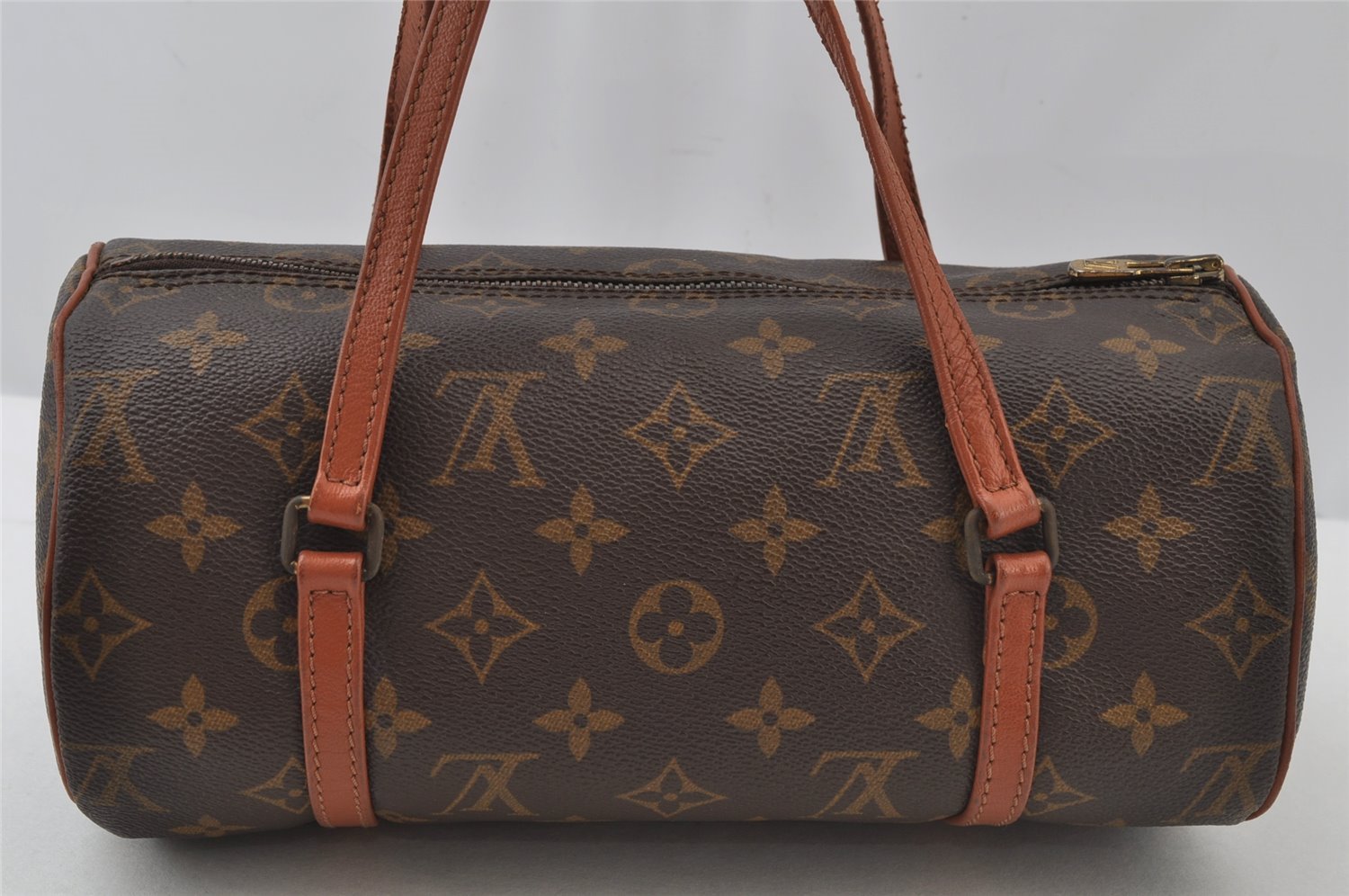 Authentic Louis Vuitton Monogram Papillon 26 Hand Bag Old Model LV 2523J