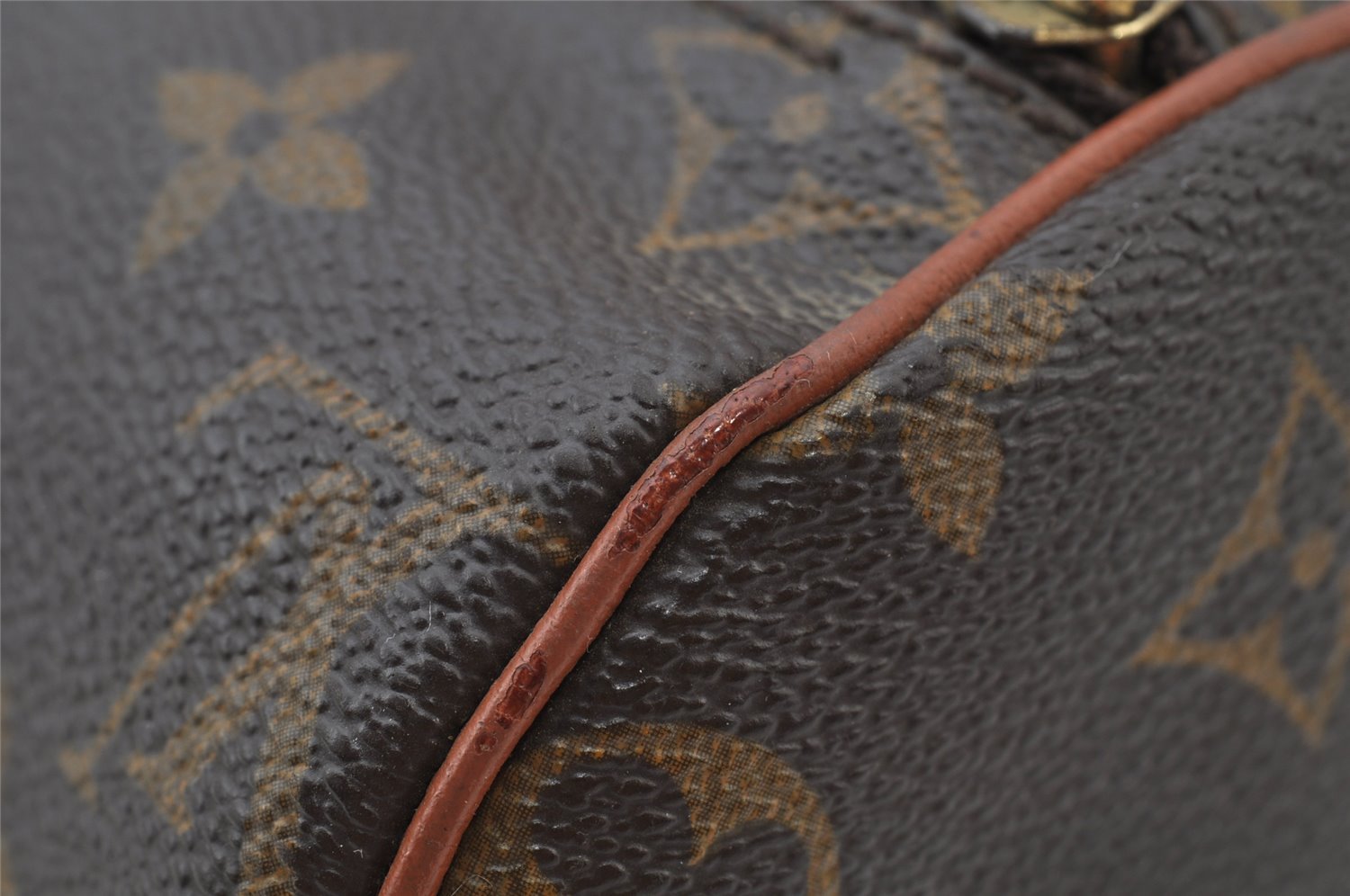 Authentic Louis Vuitton Monogram Papillon 26 Hand Bag Old Model LV 2523J