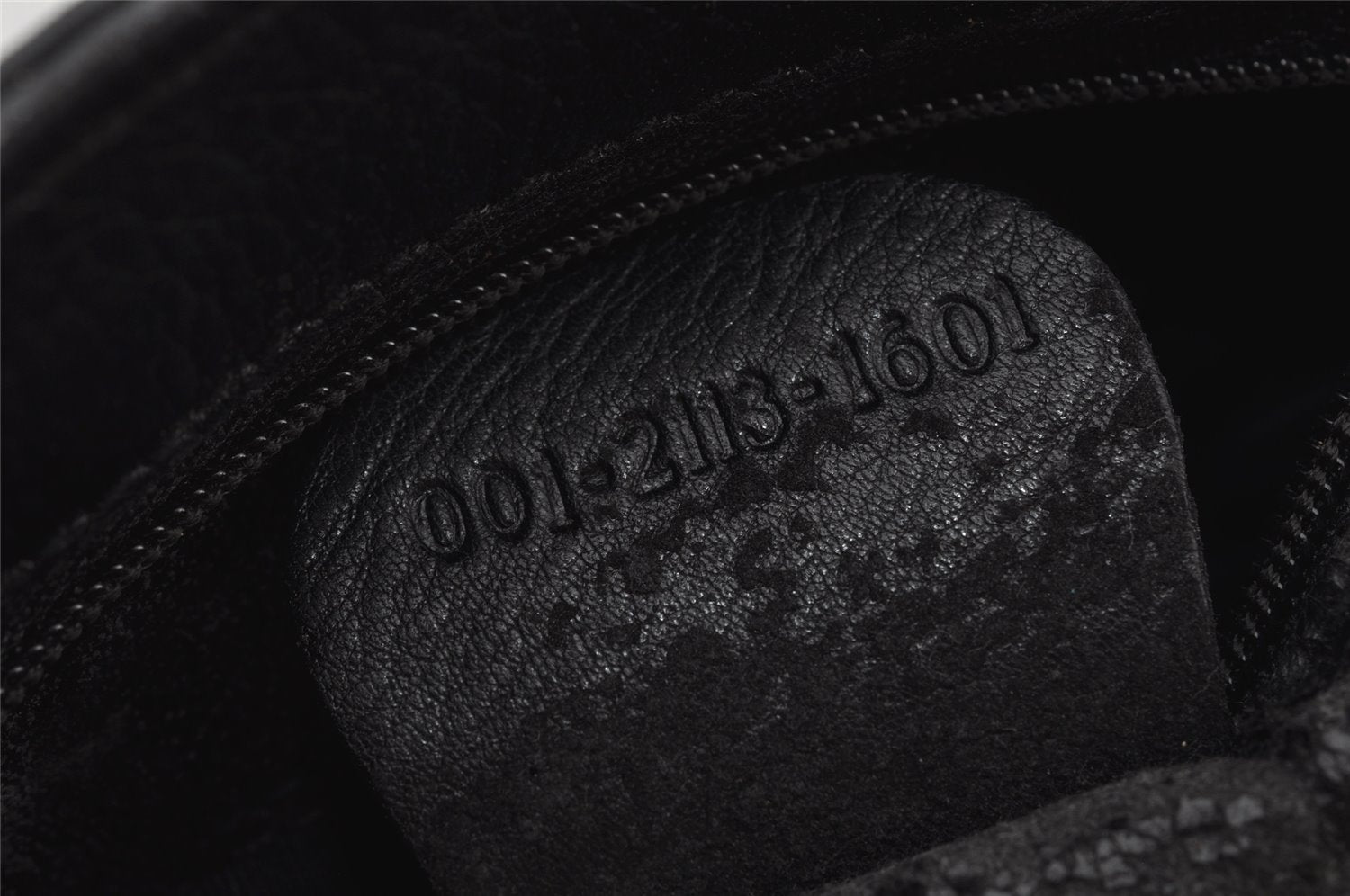 Authentic GUCCI Vintage Shoulder Cross Body Bag Purse Leather Black Junk 2526J