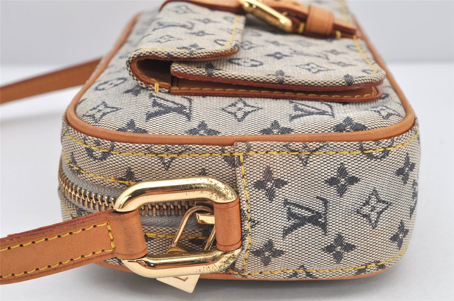 Auth Louis Vuitton Monogram Mini Juliet MM Shoulder Cross Bag M92004 LV 2530K