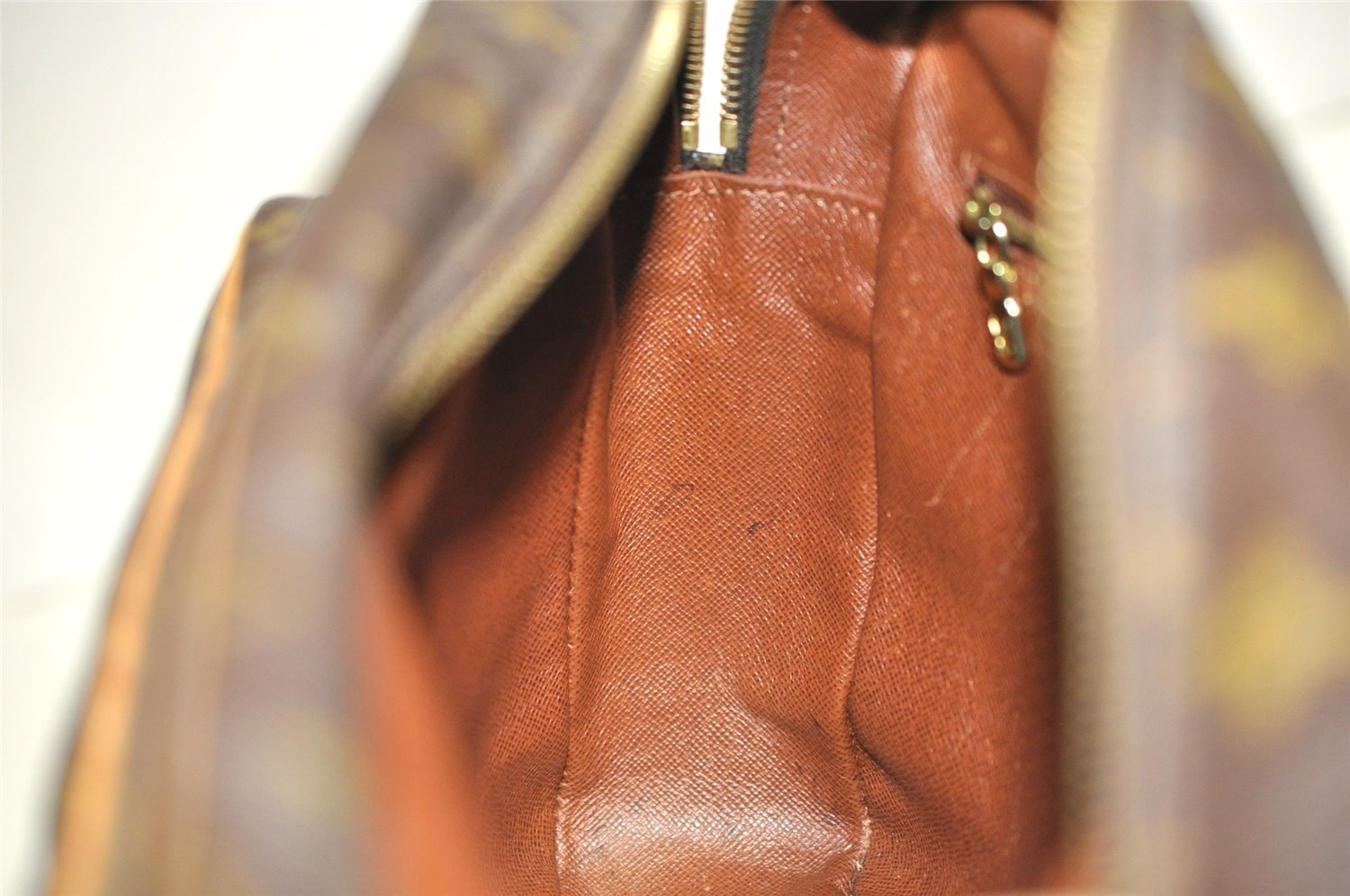 Authentic Louis Vuitton Monogram Nile Shoulder Cross Body Bag M45244 Junk 2533J