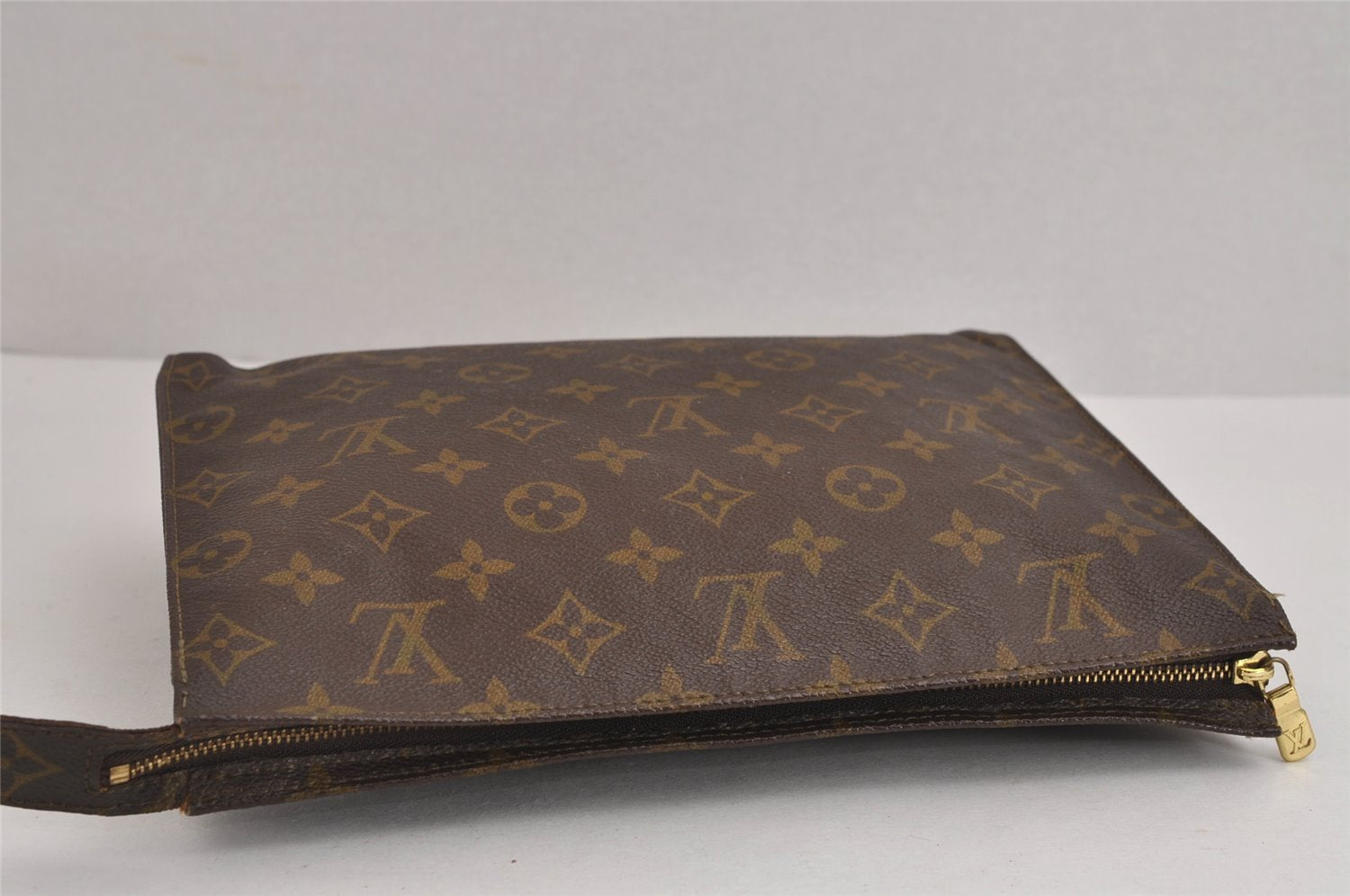 Auth Louis Vuitton Monogram Poche Toilette 26 Cosmetics Pouch USA Model LV 2535J