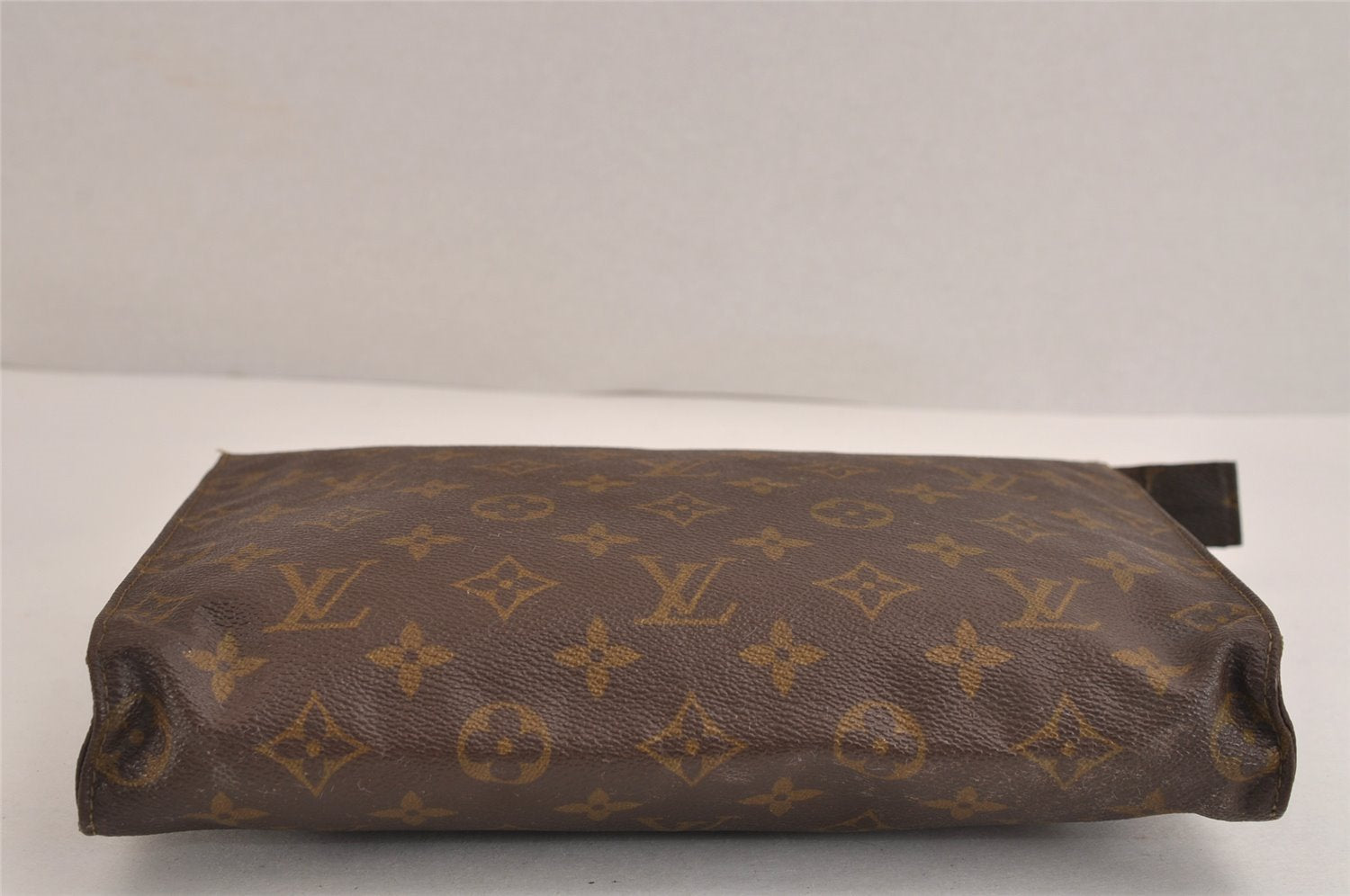 Auth Louis Vuitton Monogram Poche Toilette 26 Cosmetics Pouch USA Model LV 2535J