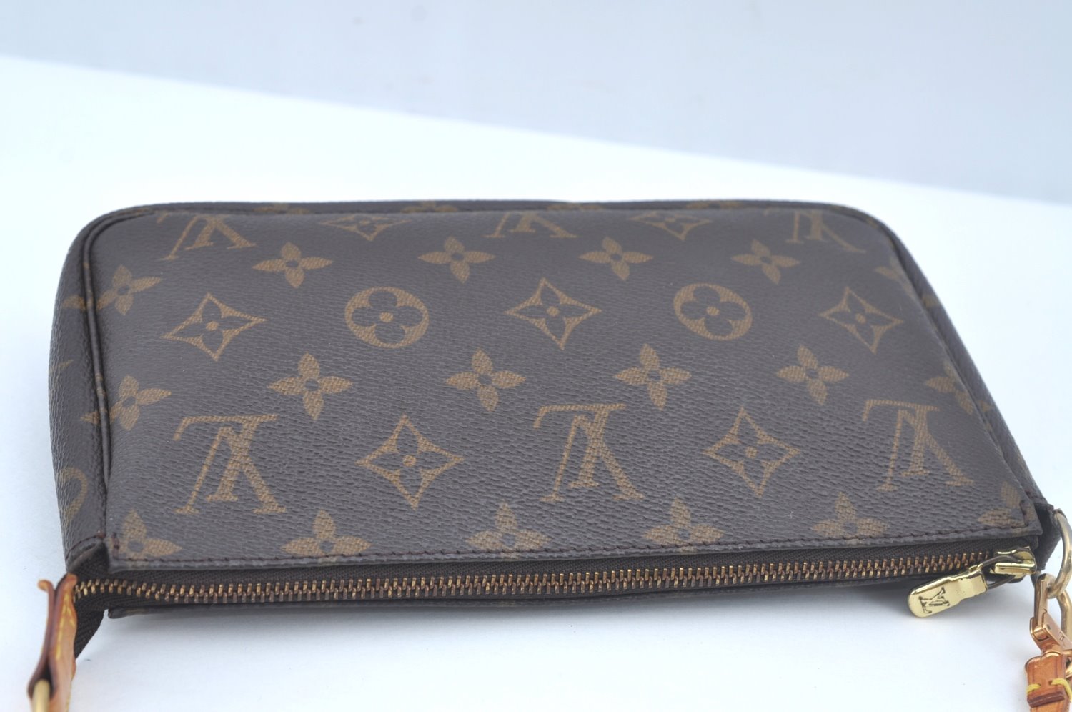 Authentic Louis Vuitton Monogram Pochette Accessoires Pouch M51980 LV 2536K