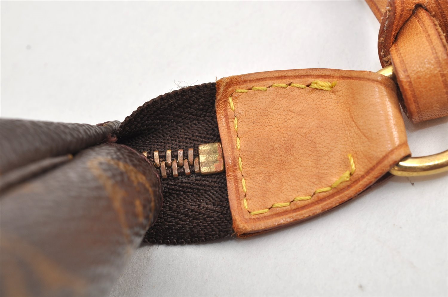 Authentic Louis Vuitton Monogram Pochette Accessoires Pouch M51980 LV 2536K