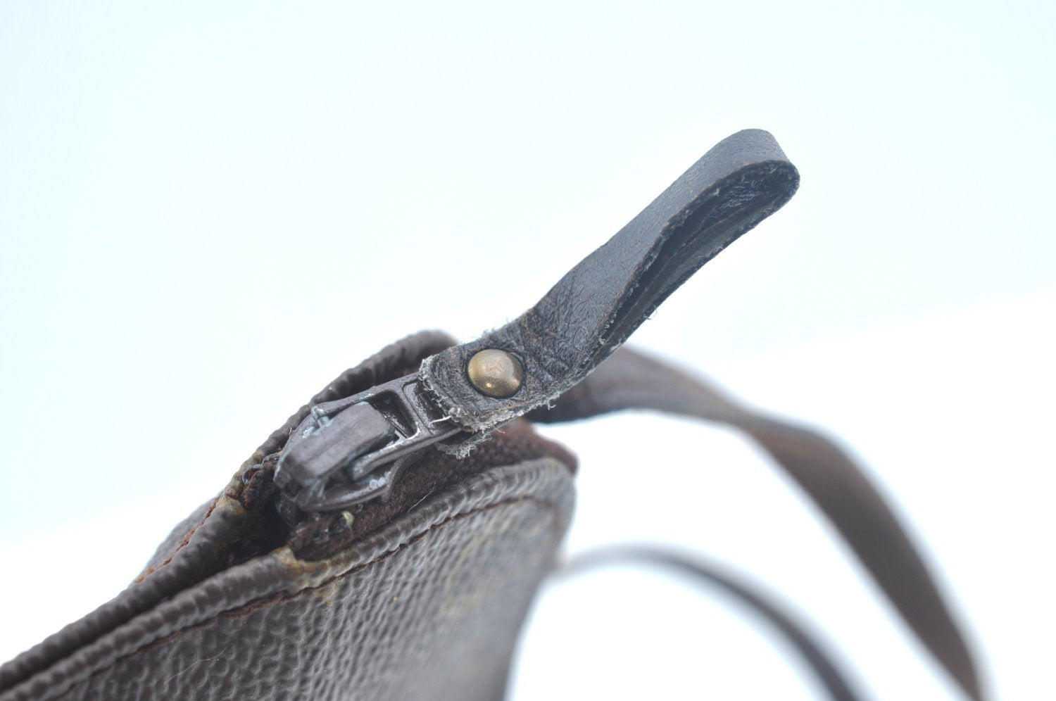 Auth Louis Vuitton Monogram Pochette Secret Shoulder Bag Pouch Old Model 2539I