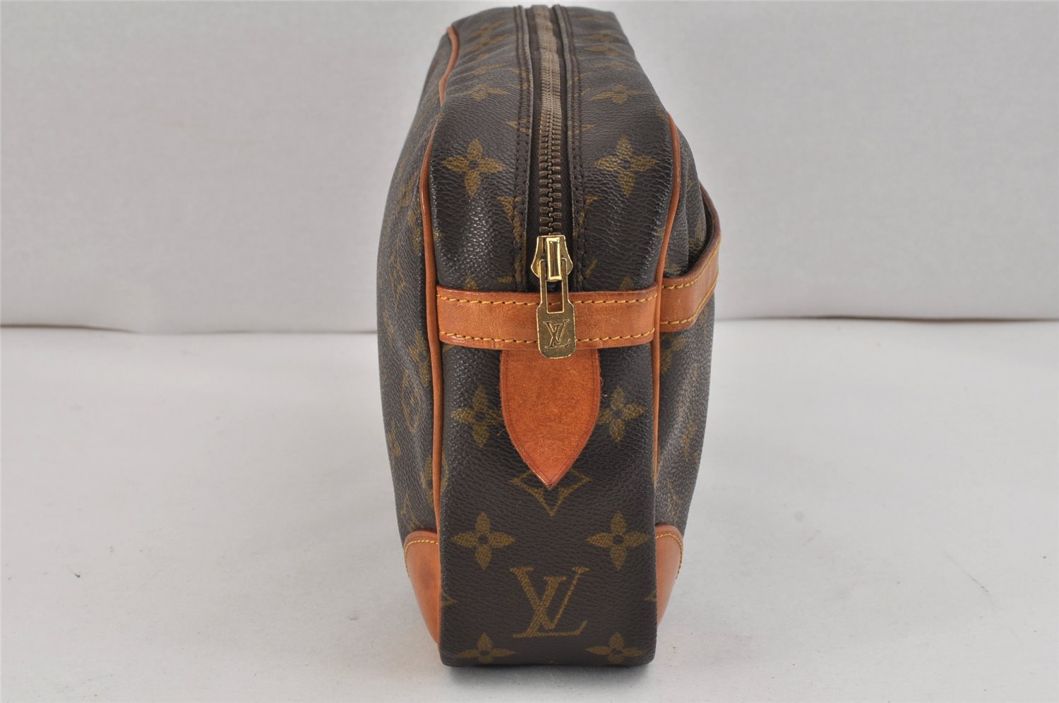 Authentic Louis Vuitton Monogram Compiegne 28 Clutch Hand Bag M51845 LV 2539K
