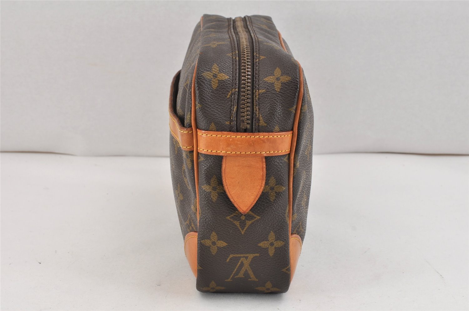Authentic Louis Vuitton Monogram Compiegne 28 Clutch Hand Bag M51845 LV 2539K