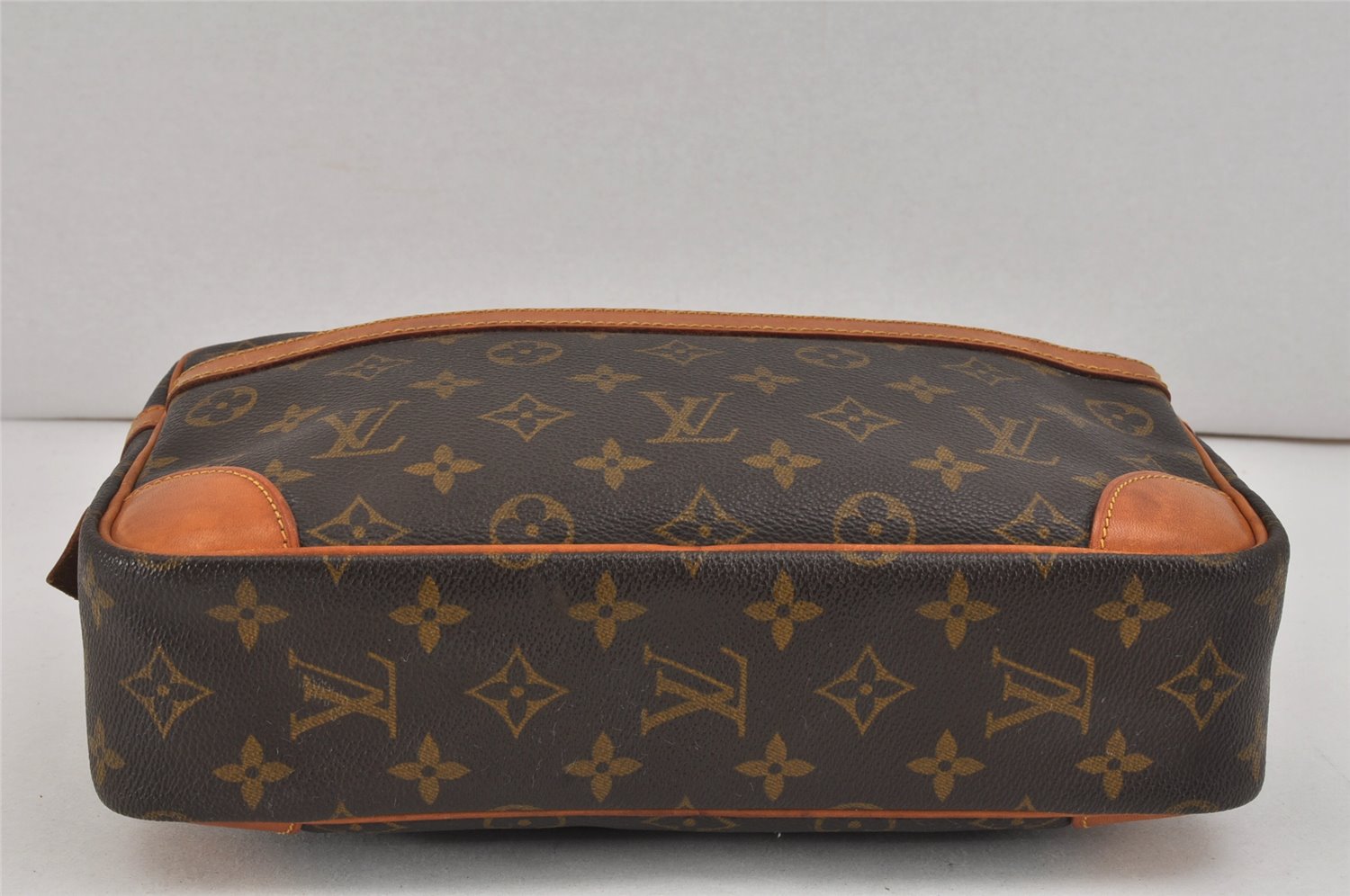 Authentic Louis Vuitton Monogram Compiegne 28 Clutch Hand Bag M51845 LV 2539K