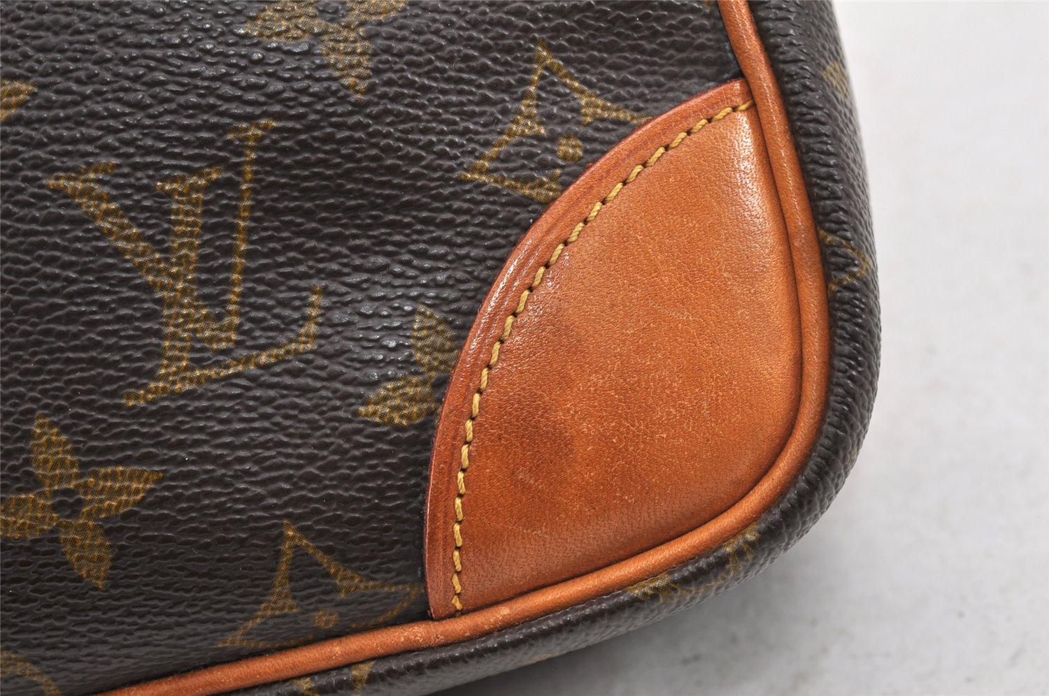 Authentic Louis Vuitton Monogram Compiegne 28 Clutch Hand Bag M51845 LV 2539K