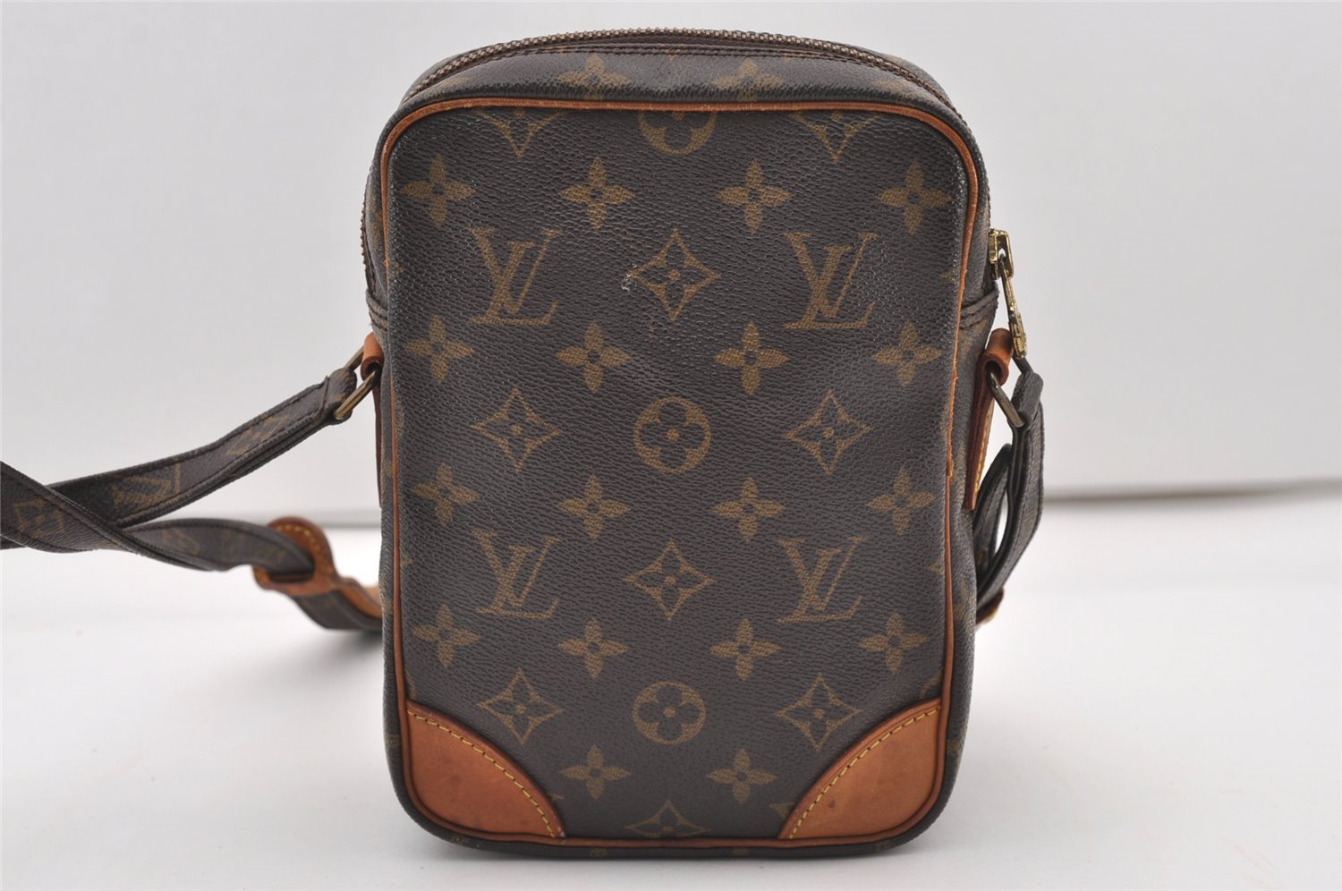 Authentic Louis Vuitton Monogram Amazone Shoulder Cross Body Bag M45236 LV 2540J