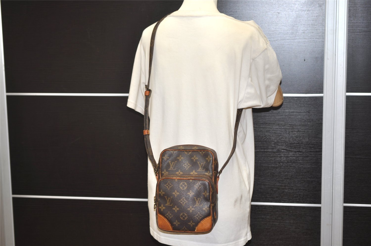 Authentic Louis Vuitton Monogram Amazone Shoulder Cross Body Bag M45236 LV 2540J