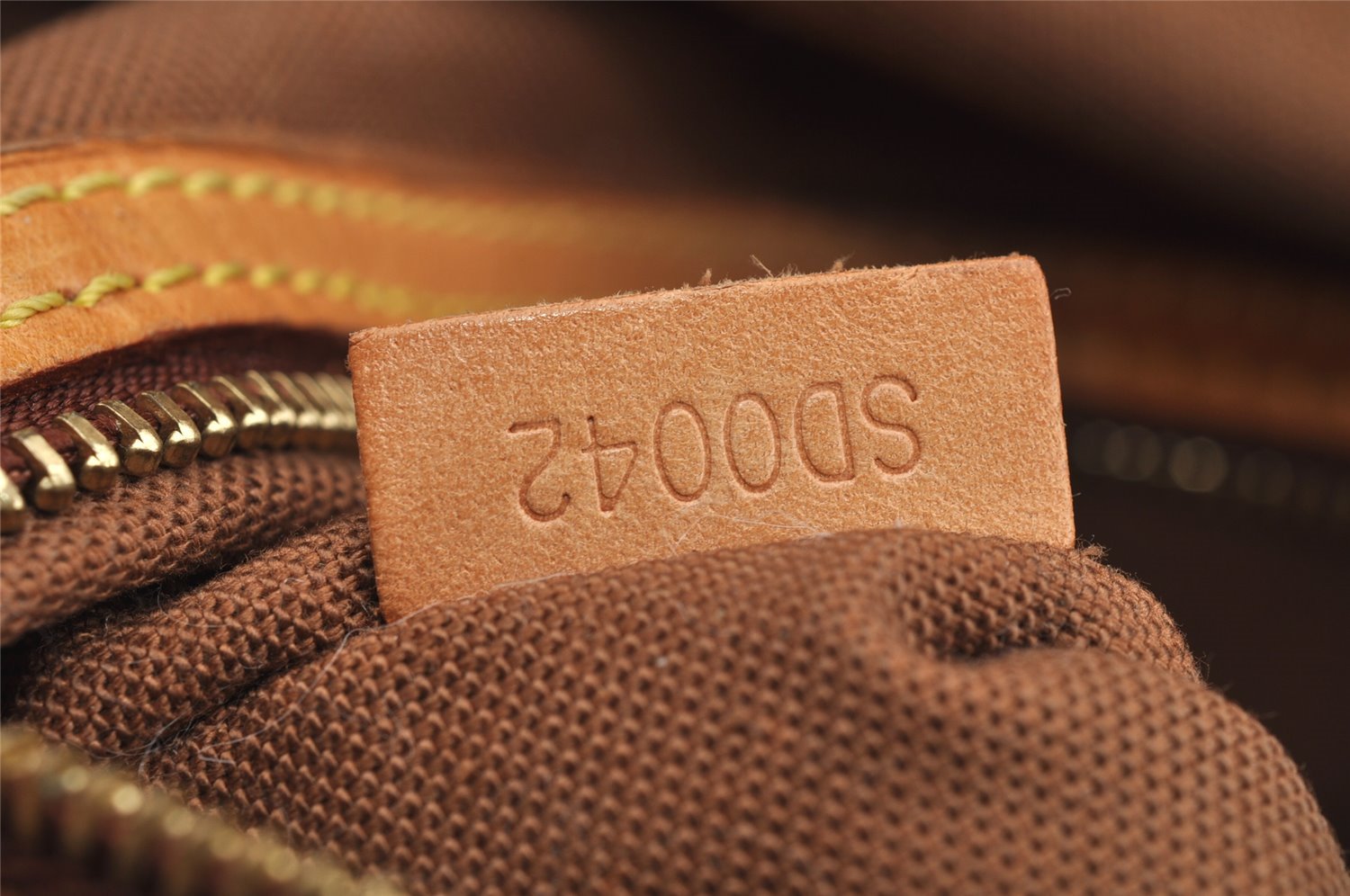 Authentic Louis Vuitton Monogram Mini Looping Shoulder Hand Bag M51147 LV 2541I