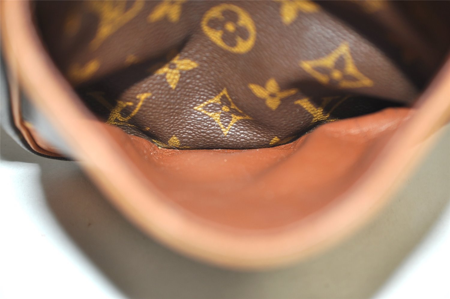 Authentic Louis Vuitton Monogram Danube Shoulder Crossbody Bag M45266 Junk 2543I