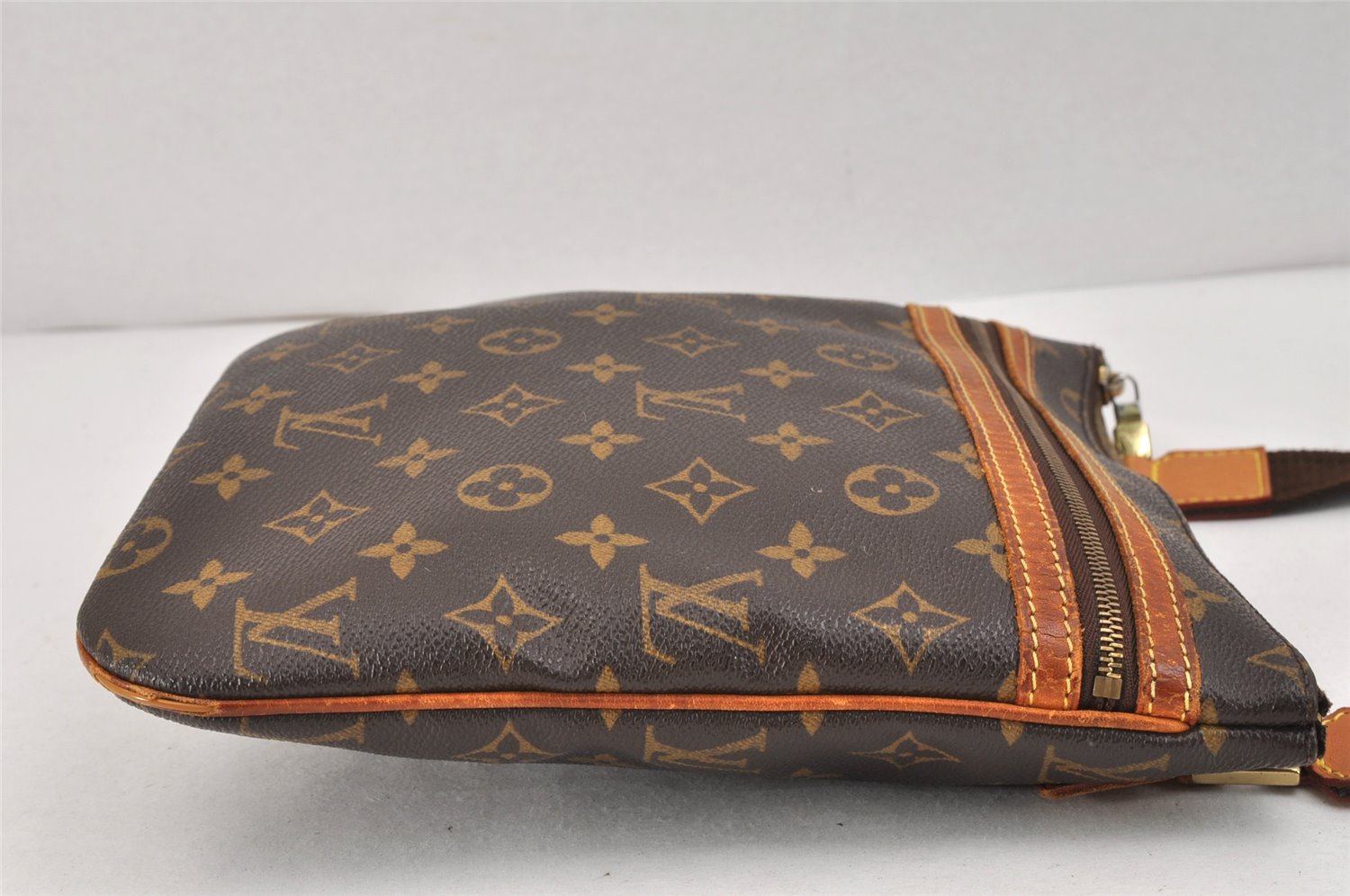 Auth Louis Vuitton Monogram Pochette Bosphore Shoulder Cross Bag M40044 LV 2543K