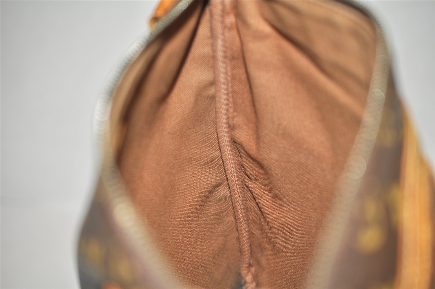 Auth Louis Vuitton Monogram Pochette Bosphore Shoulder Cross Bag M40044 LV 2543K