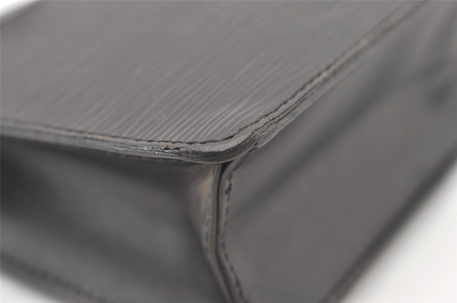 Authentic Louis Vuitton Epi Pochette Homme Clutch Hand Bag Black M52522 LV 2544J