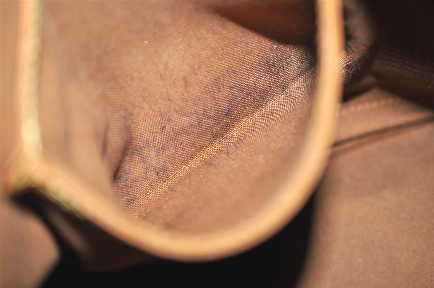 Authentic Louis Vuitton Monogram Alma Hand Bag Purse M51130 LV 2545J