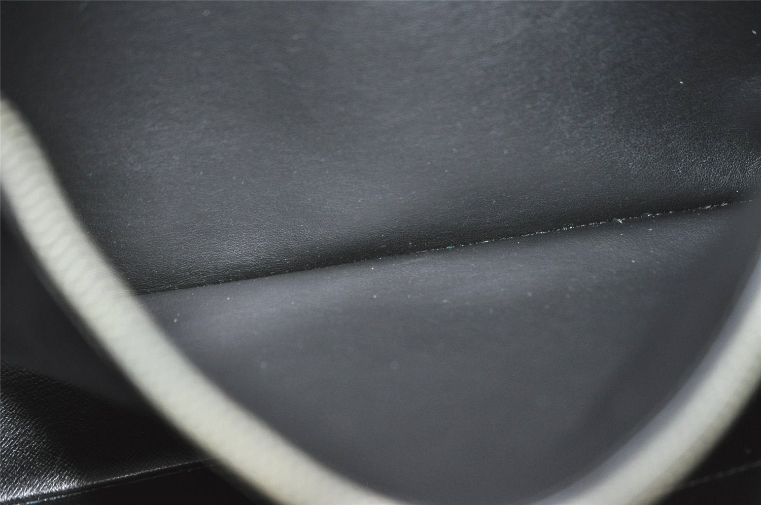 Authentic Louis Vuitton Epi Porte Documents Voyage Briefcase M59162 Black 2547I