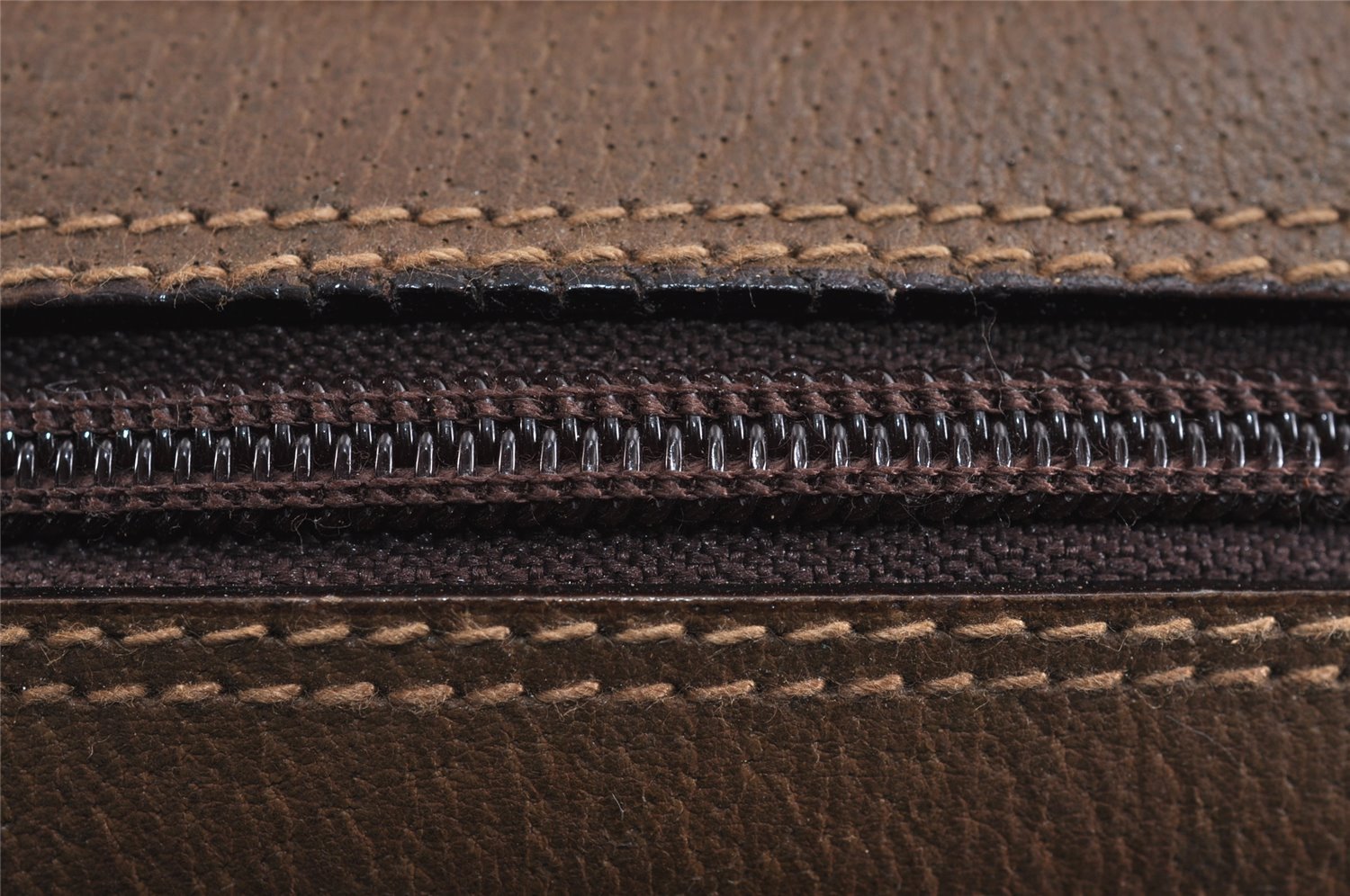 Authentic GUCCI GG Plus Shoulder Cross Body Bag Purse PVC Leather Brown 2549J