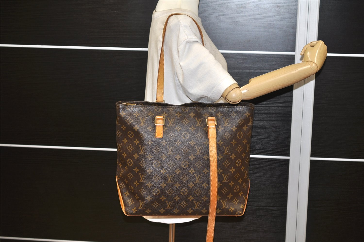Authentic Louis Vuitton Monogram Cabas Mezzo Shoulder Tote Bag M51151 Junk 2549K