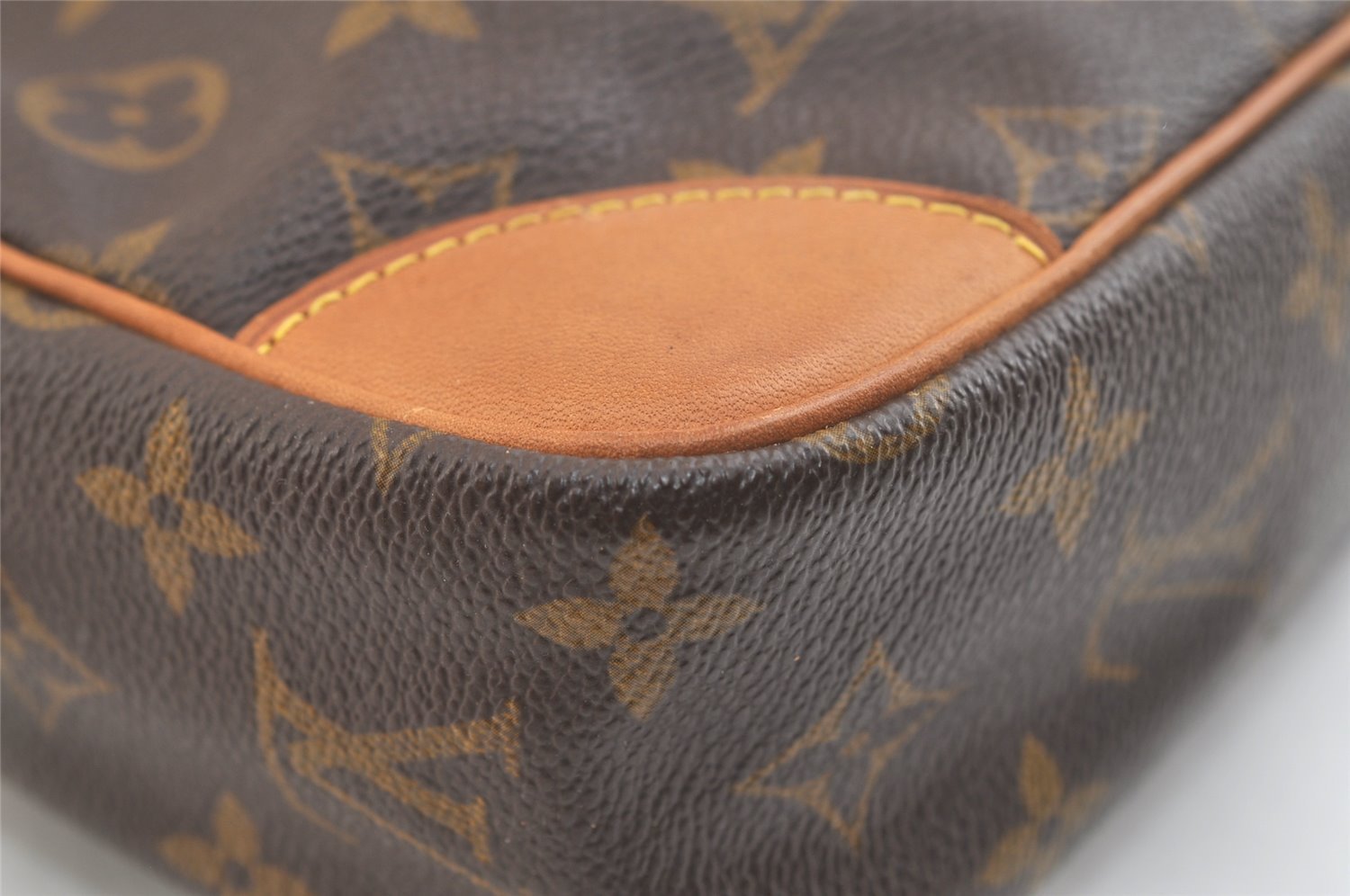 Authentic Louis Vuitton Monogram Compiegne 28 Clutch Hand Bag M51845 LV 2550K