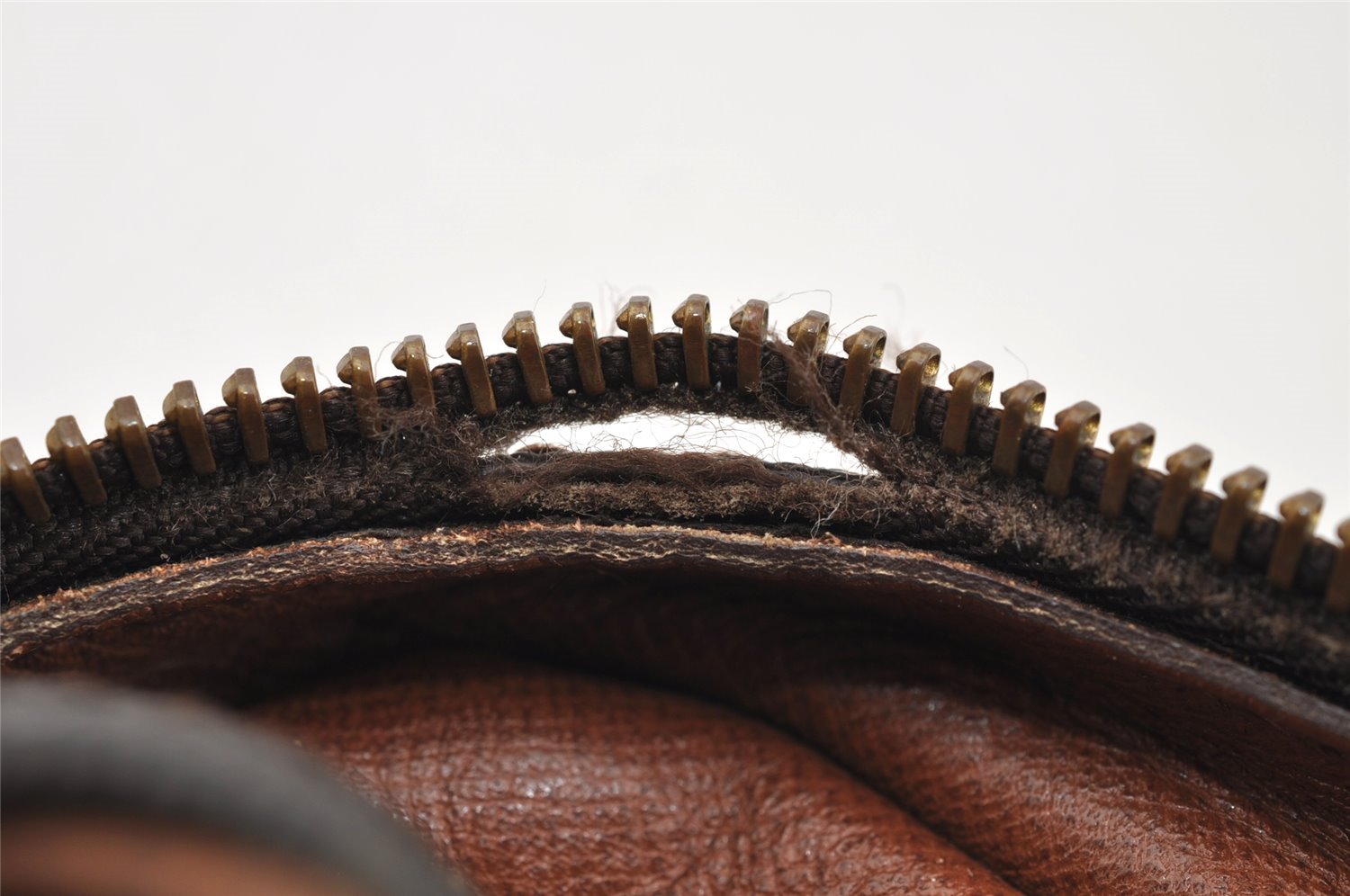 Authentic Louis Vuitton Monogram Compiegne 23 Clutch Hand Bag M51847 LV 2551I