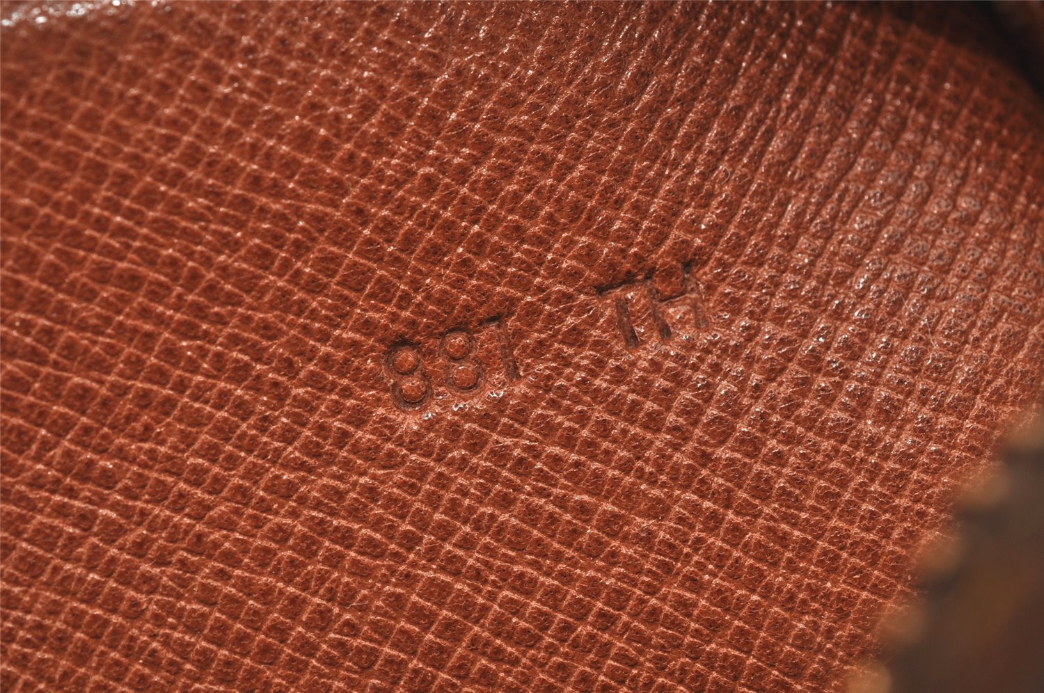 Authentic Louis Vuitton Monogram Compiegne 23 Clutch Hand Bag M51847 LV 2551K